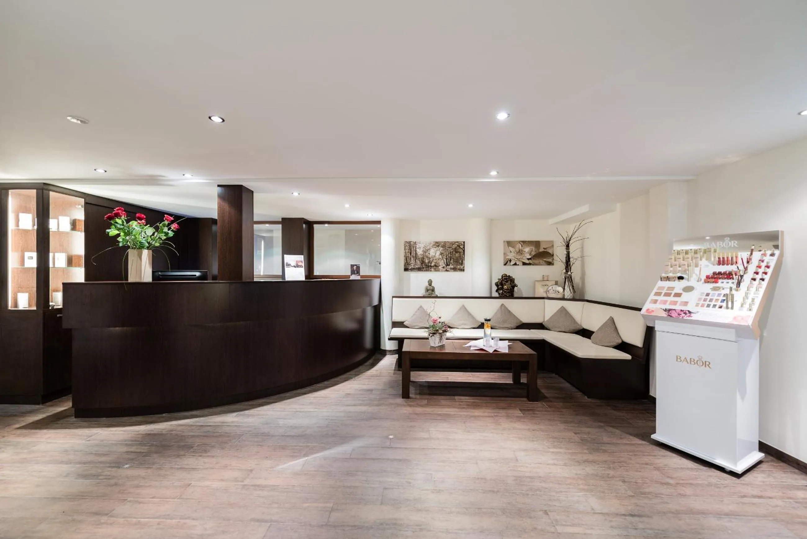 Lobby or reception in Landhotel Burg im Spreewald - Resort & Spa