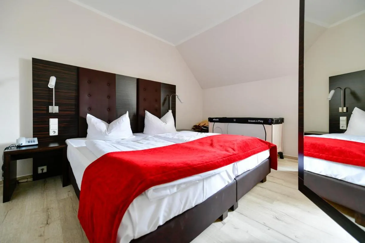 Photo of the whole room, Bed in Landhotel Burg im Spreewald - Resort & Spa