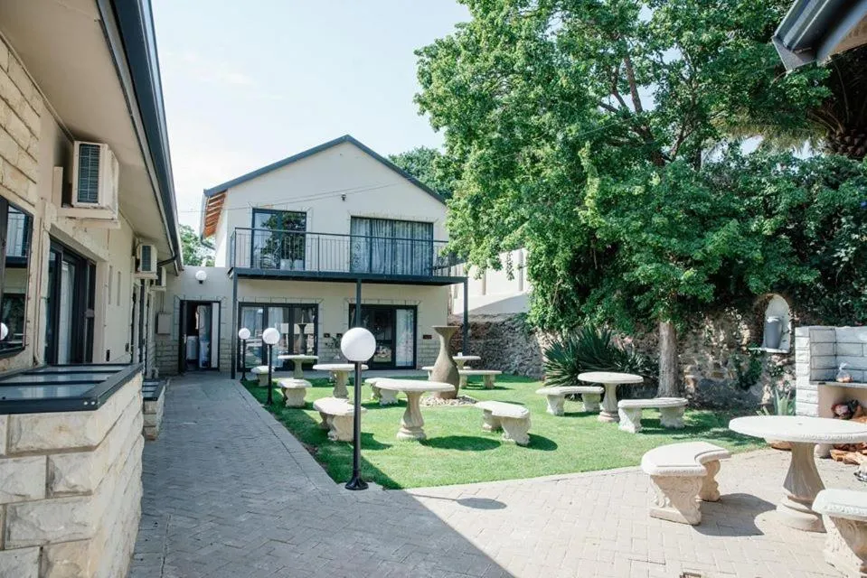 Day in The Perfect Corner Guesthouse