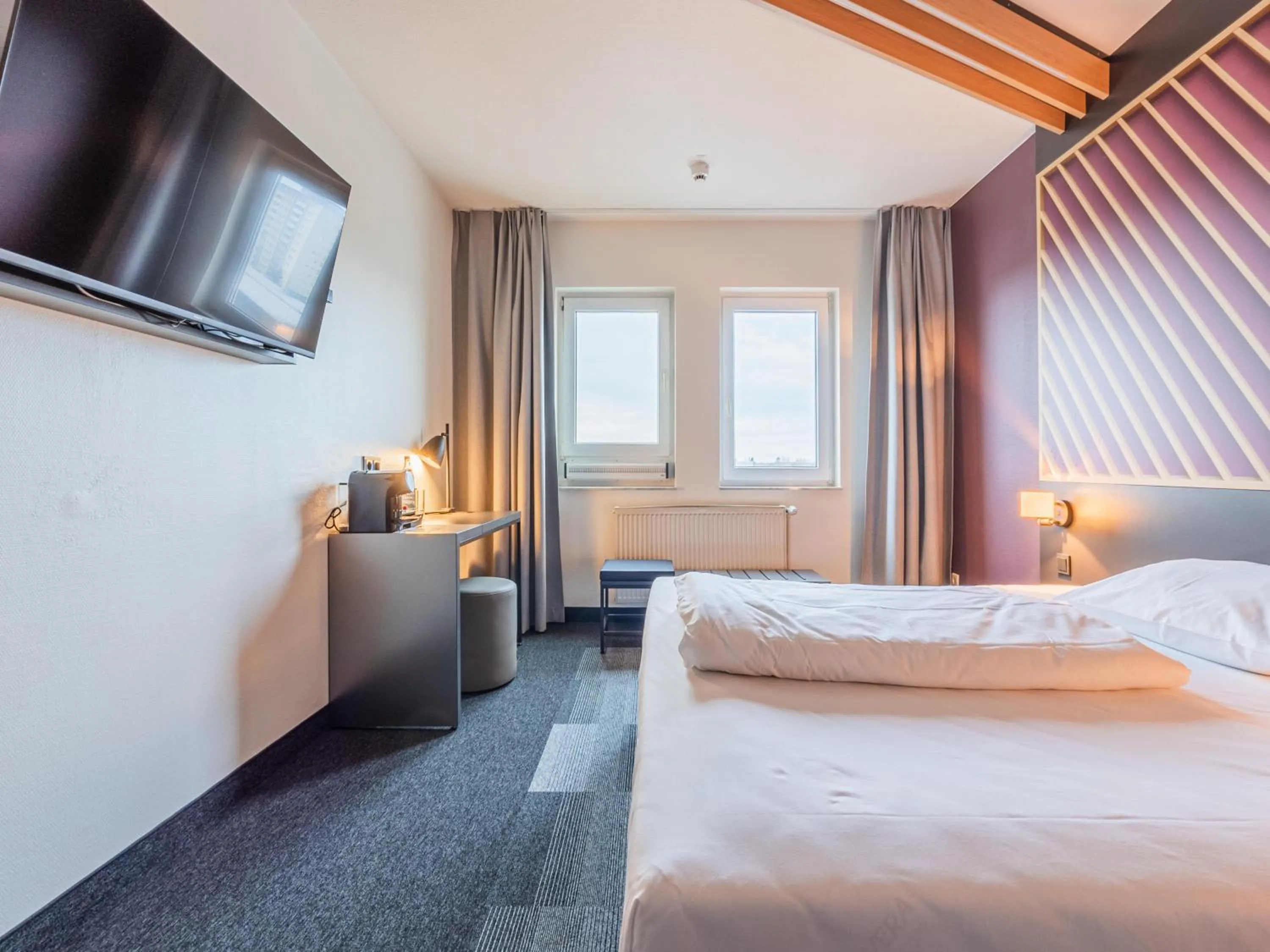 Photo of the whole room, Bed in Best Western Hotel Rastatt