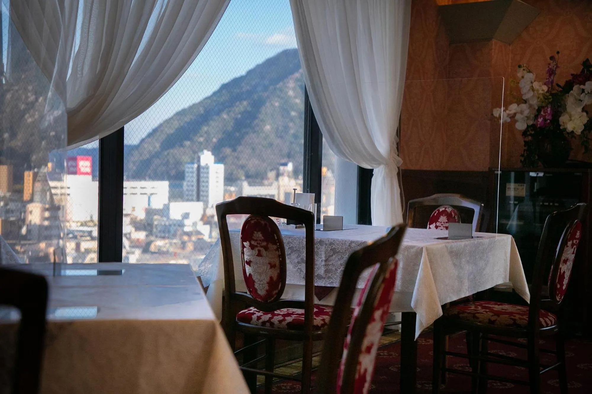 Restaurant/places to eat in Hotel Arthur KITAHAMA BASE