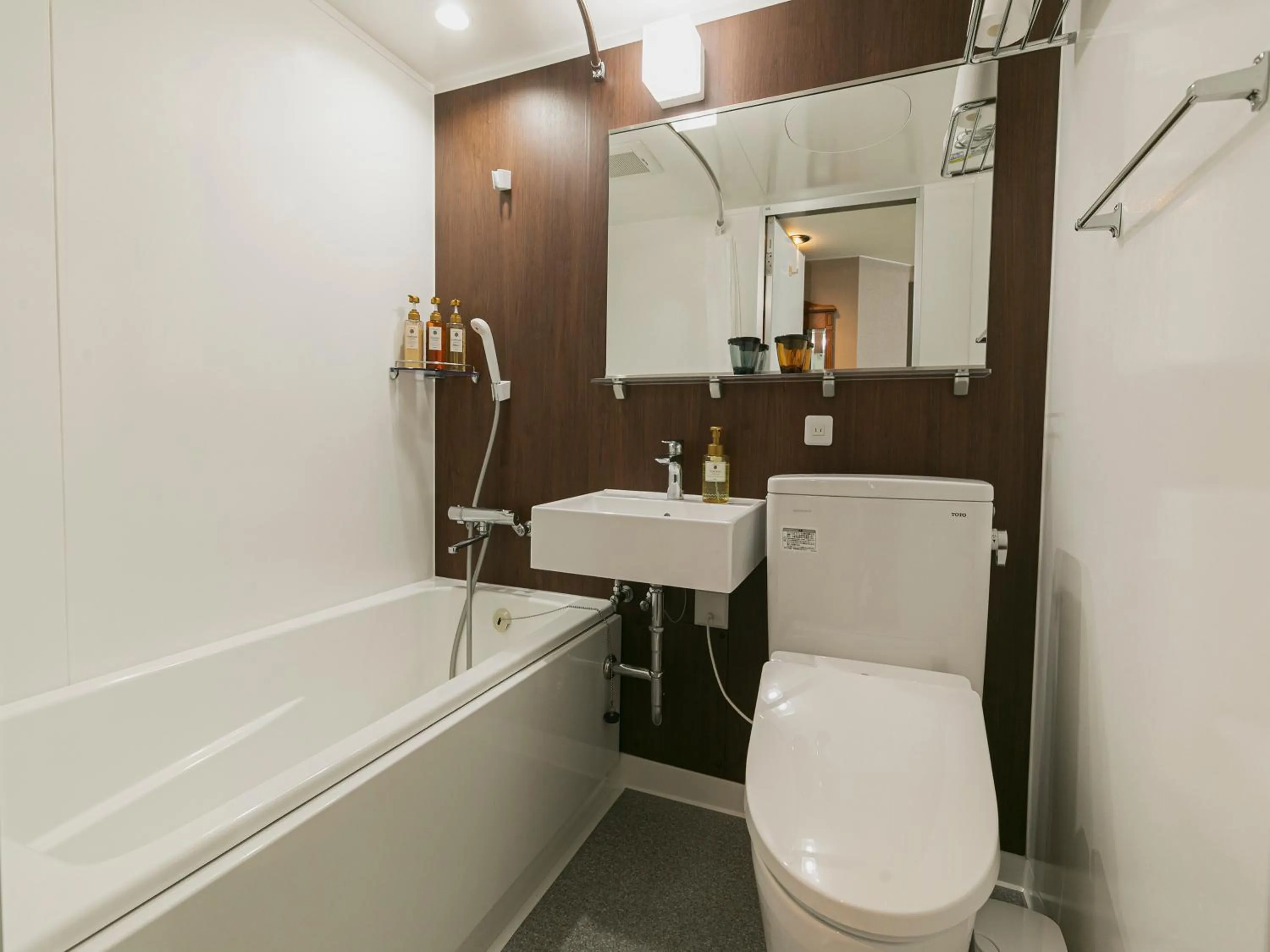 Hotel Arthur KITAHAMA BASE