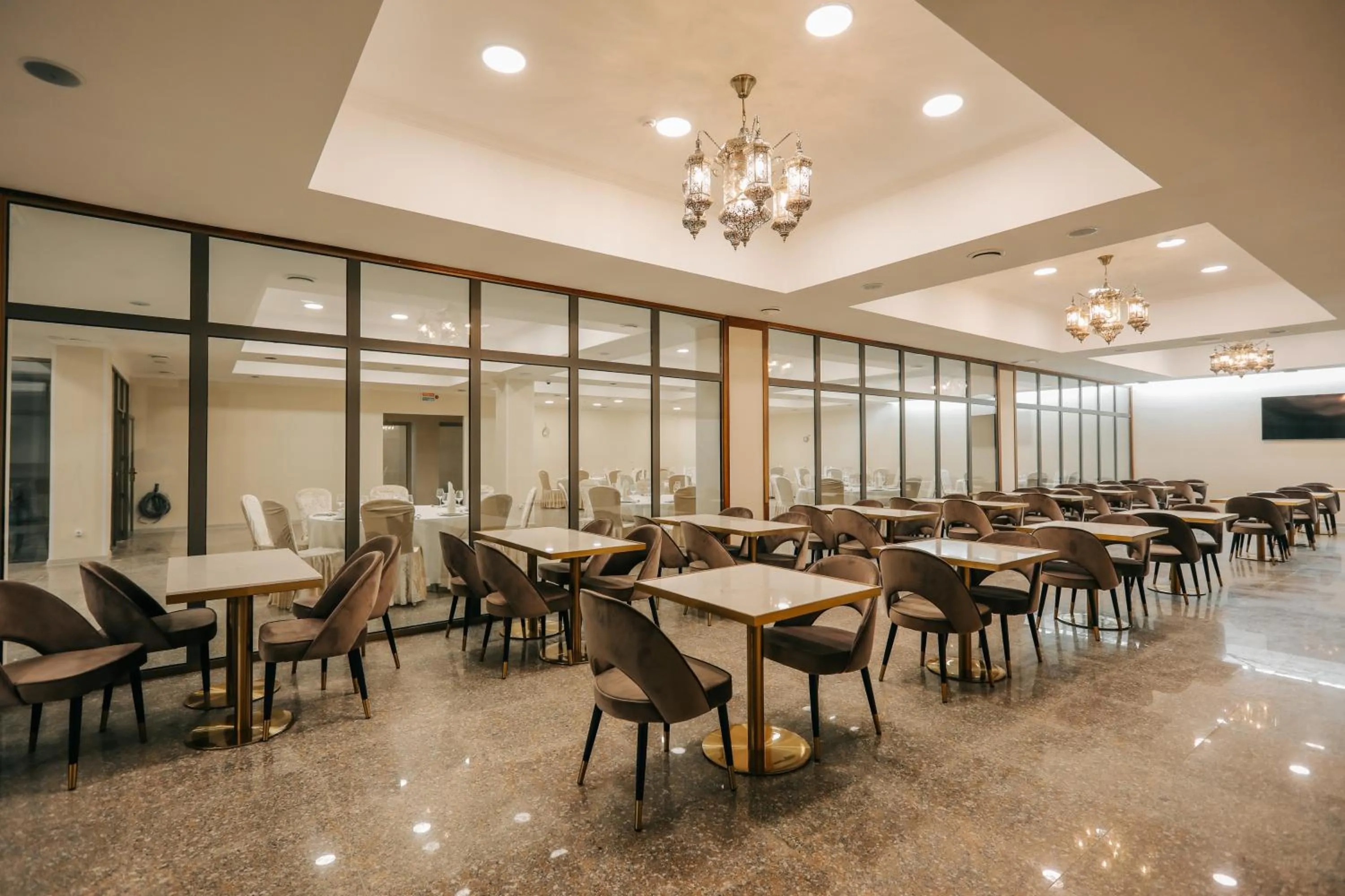 Restaurant/places to eat in Jannat Regency Jalal-Abad