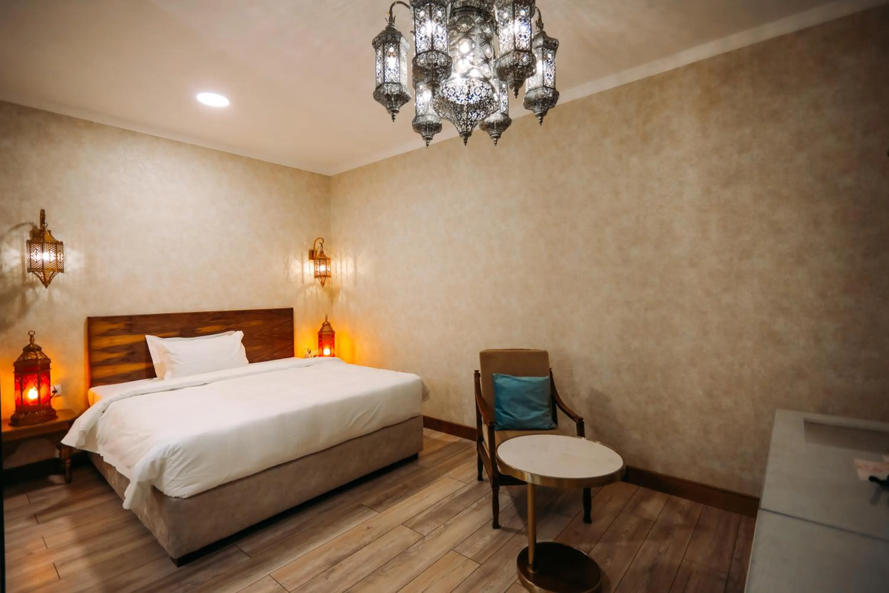 Bed in Jannat Regency Jalal-Abad