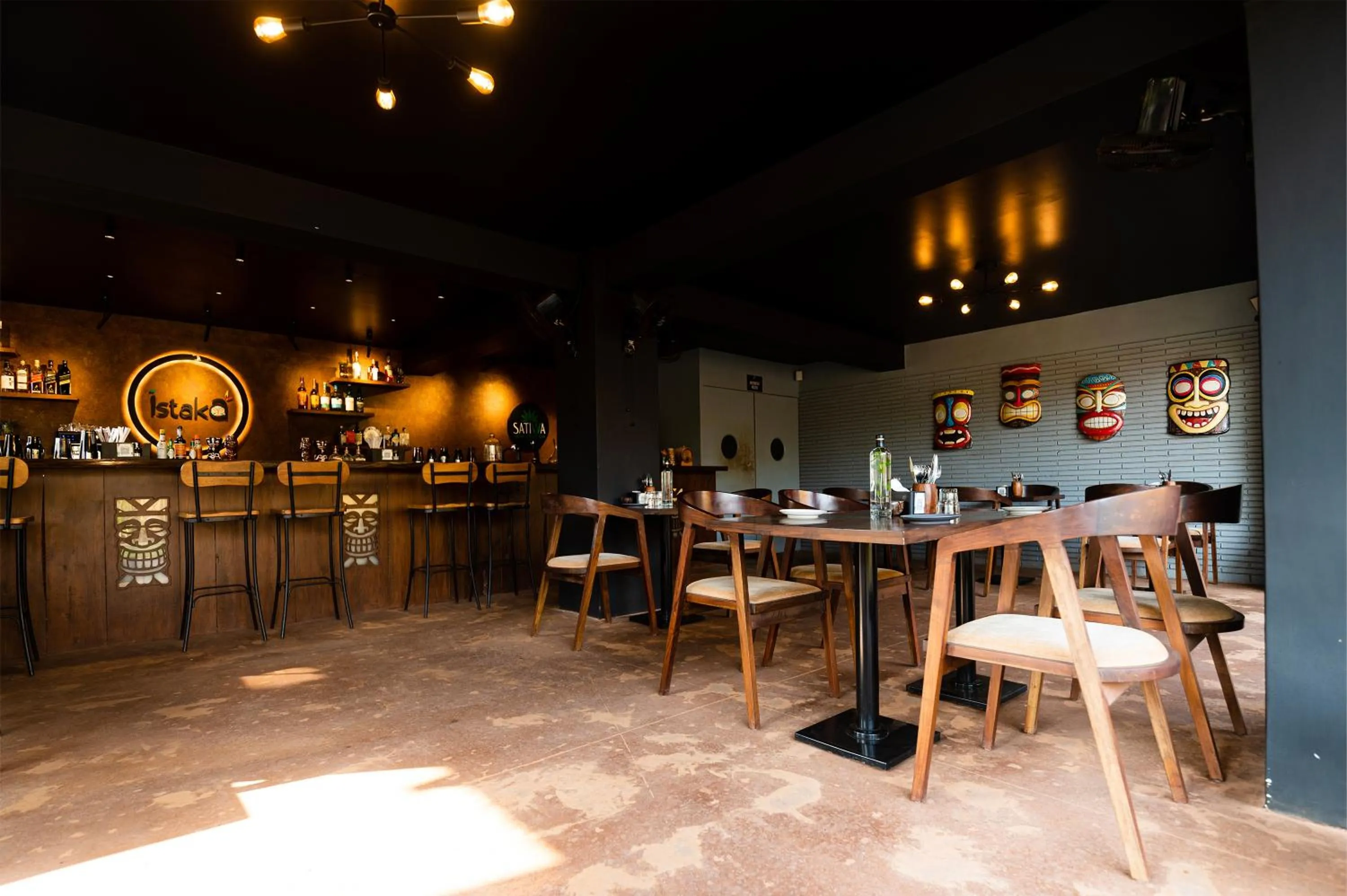 Restaurant/places to eat in 3102bce - A Vedic Resort