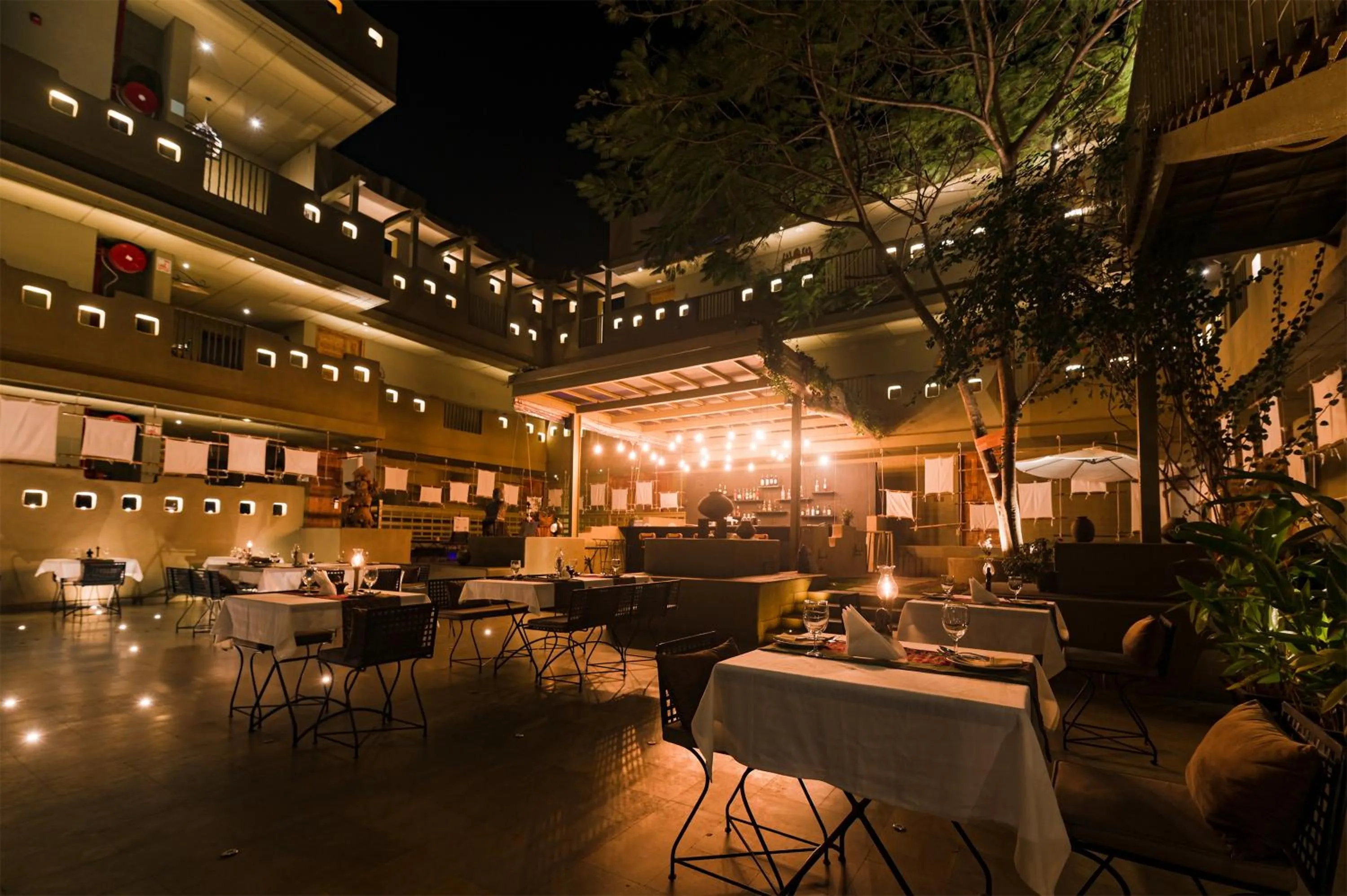 Restaurant/places to eat in 3102bce - A Vedic Resort