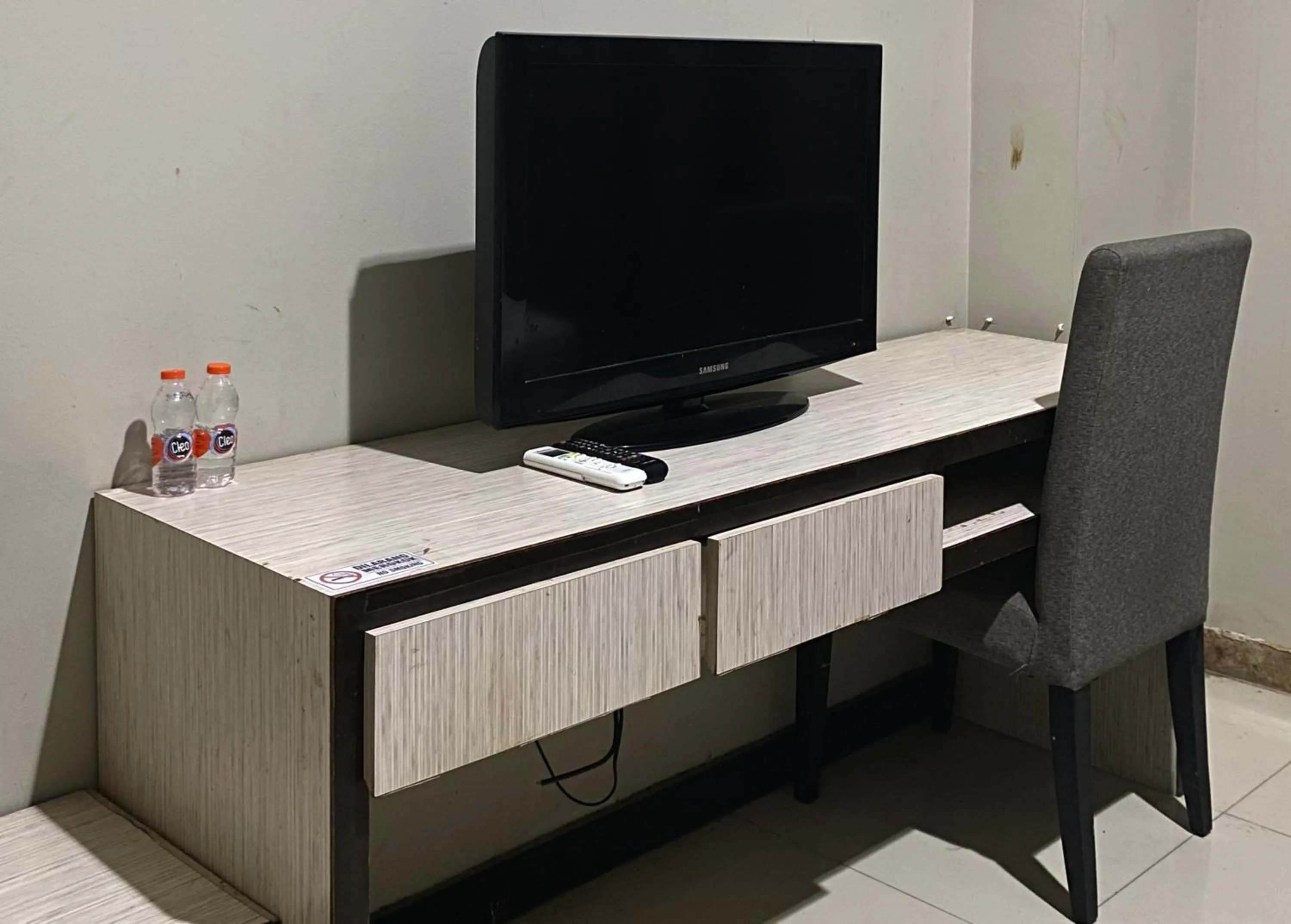 N3 Zainul Arifin Hotel