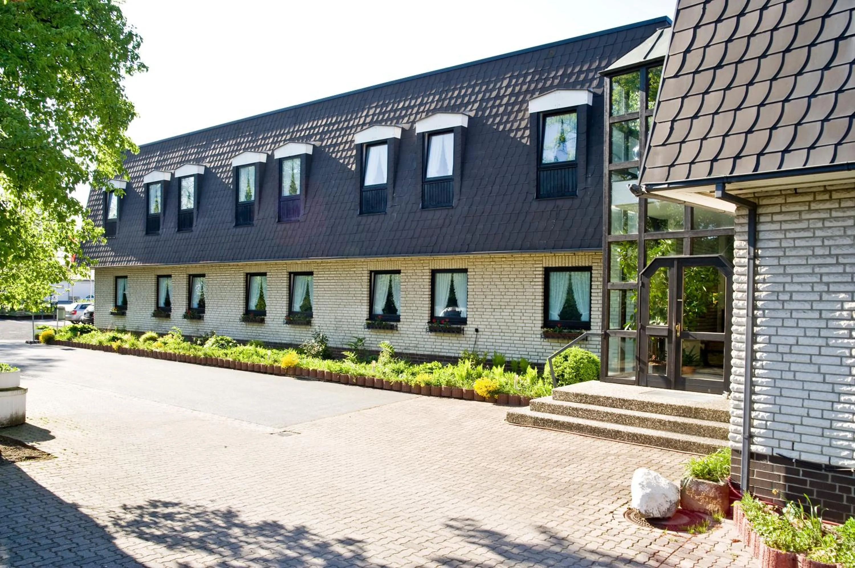Facade/entrance in Jägerhof