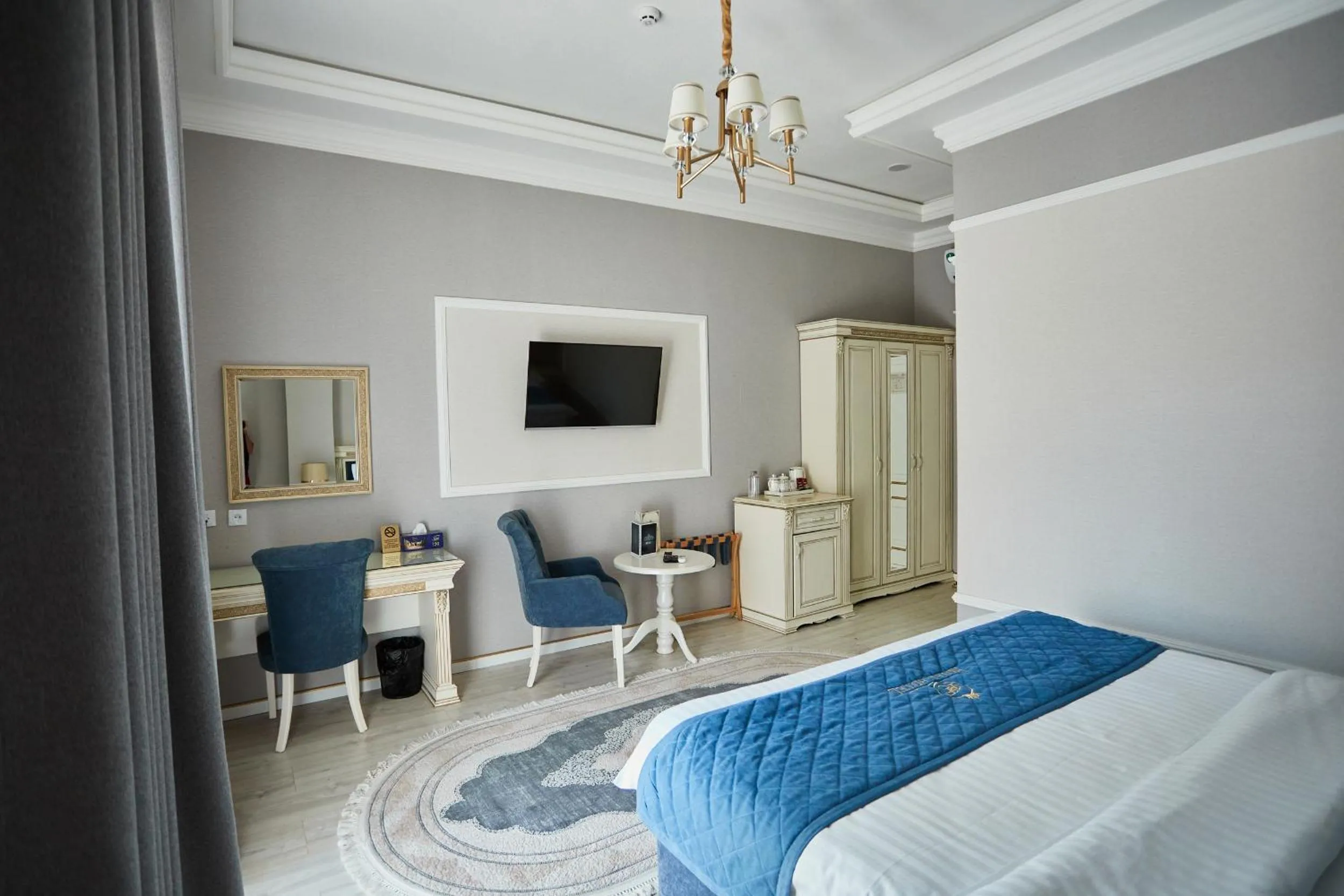 Photo of the whole room, Bed in Royal Hotel Samarkand