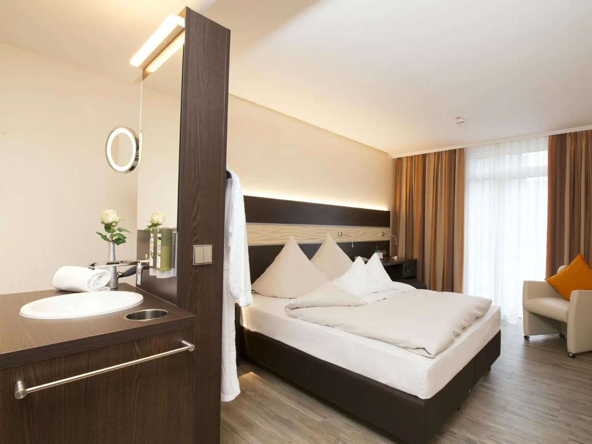 Comfort Single Room in Concorde Hotel am Leineschloss Comfort Single Room in Concorde Hotel am Leineschloss