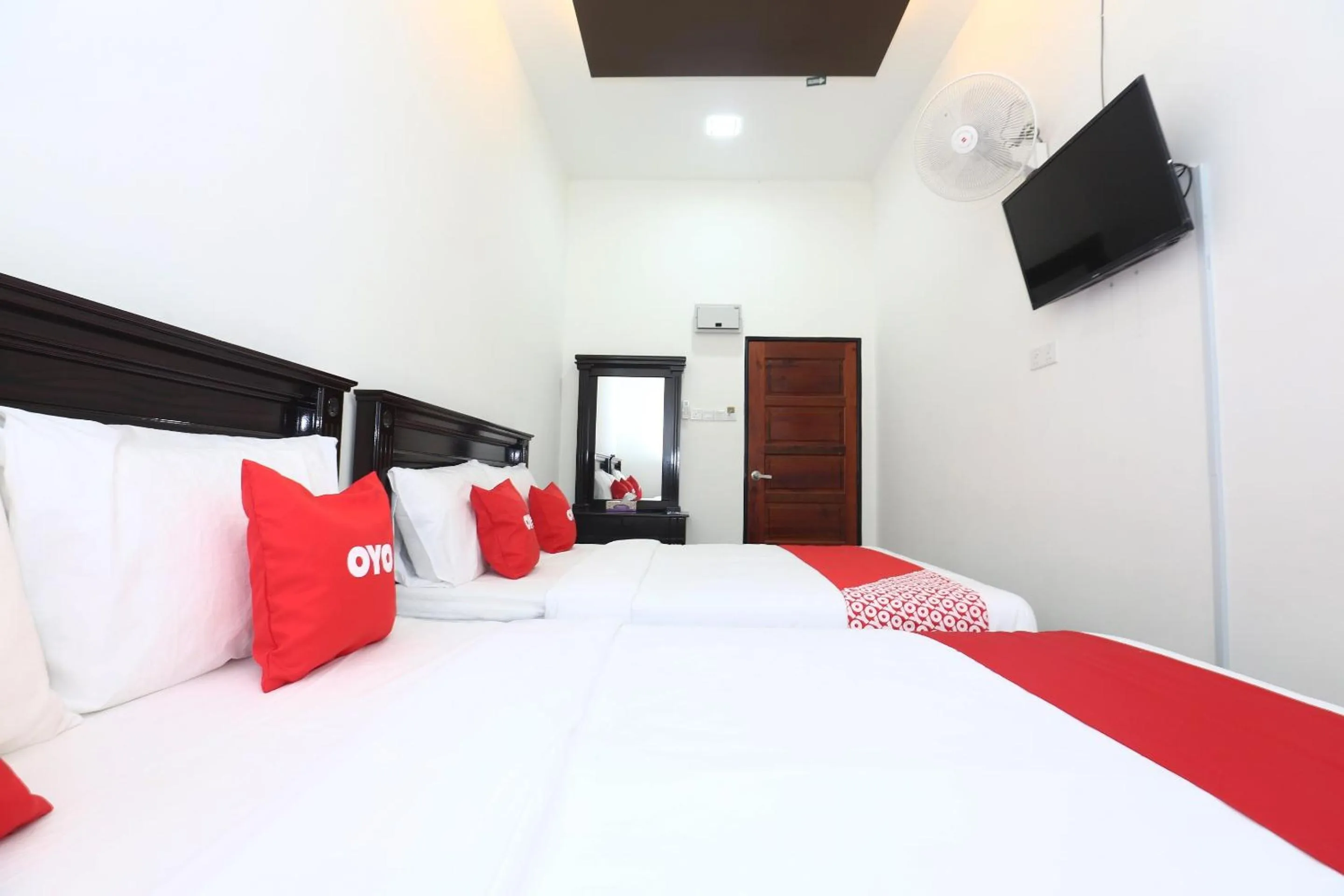 Bedroom, Bed in Hotel O Ady Hotel