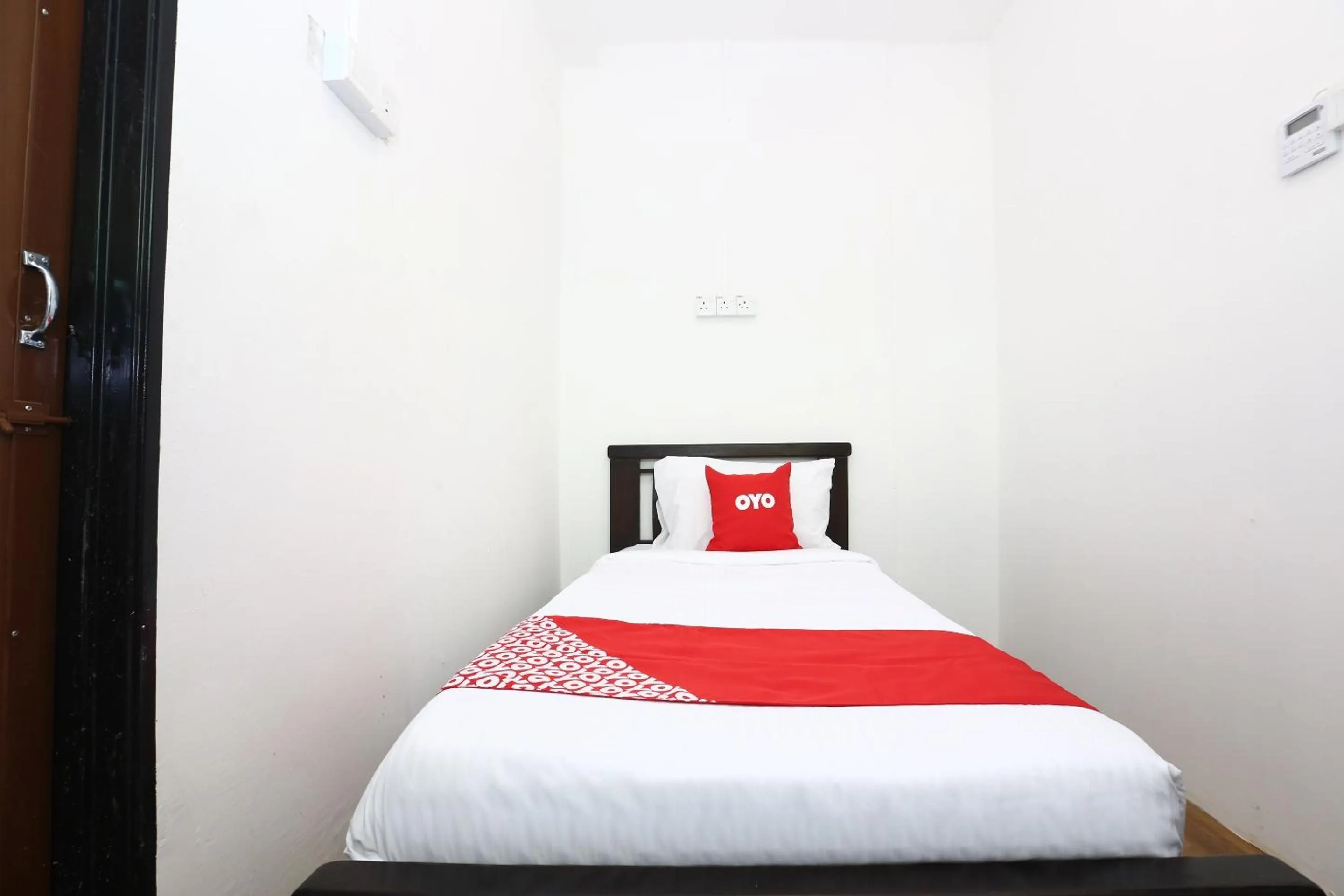 Bedroom, Bed in Hotel O Ady Hotel