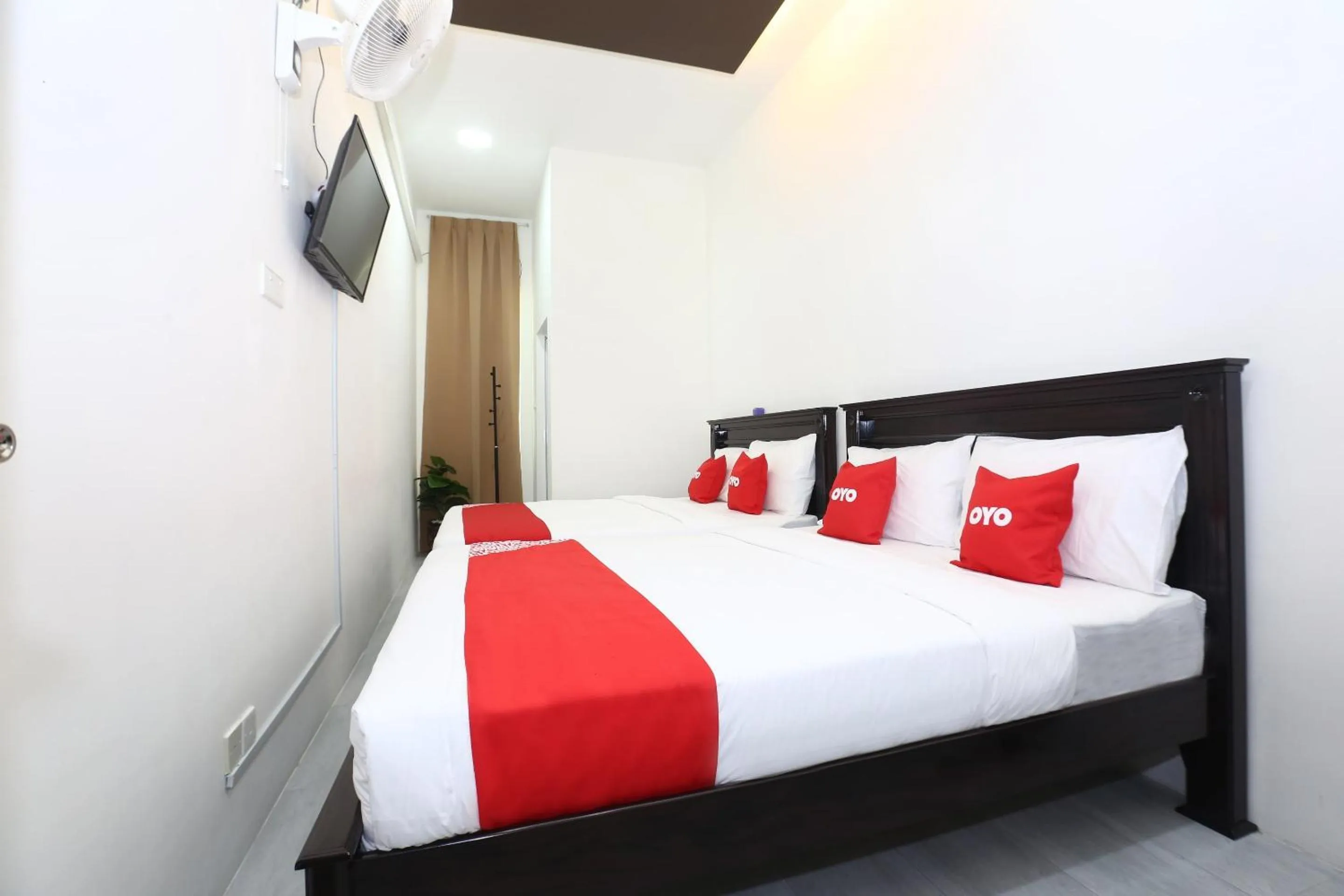 Bedroom, Bed in Hotel O Ady Hotel