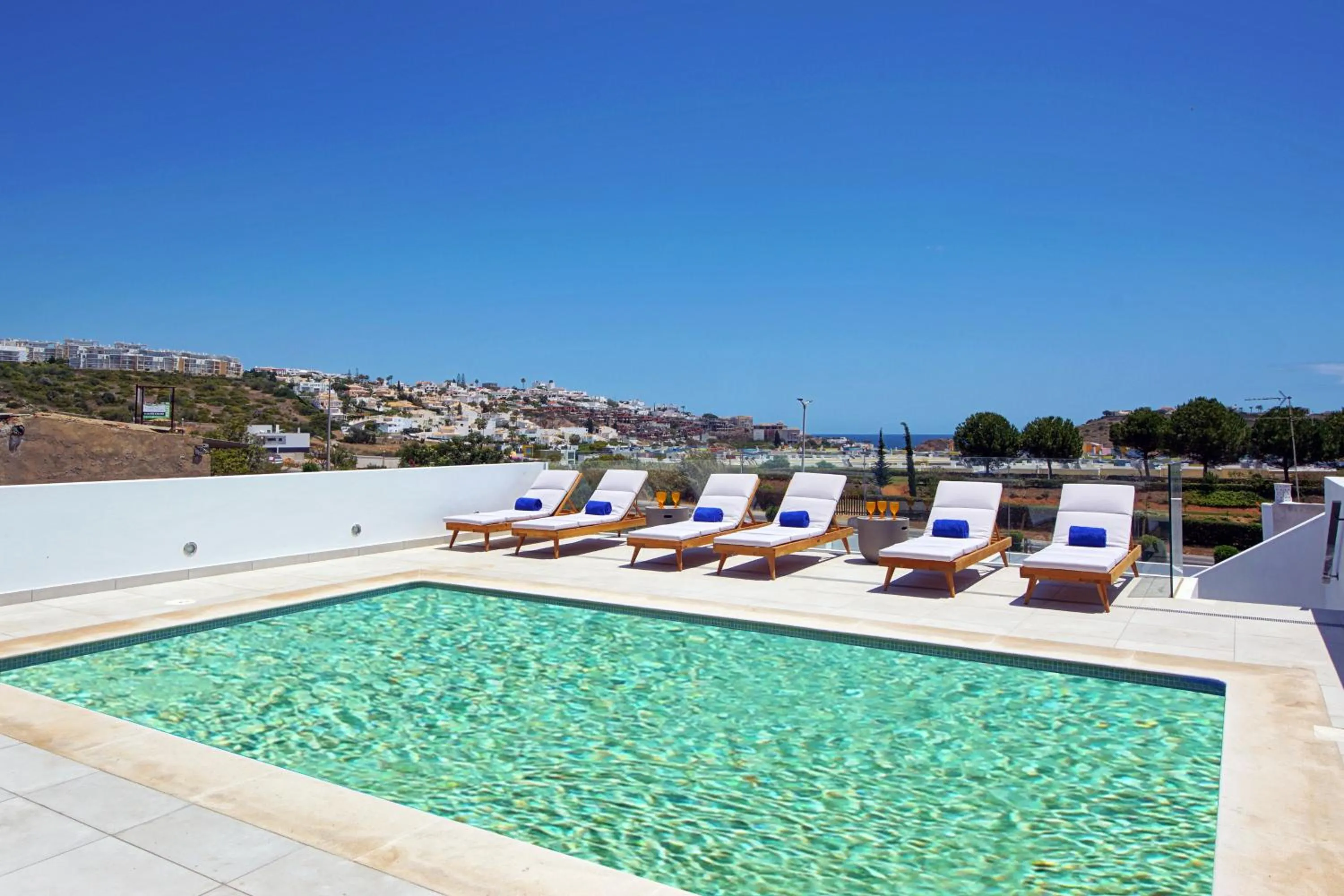 Villa Ocean Marina, Panoramic and heatable Pool by DreamvillasAlbufeira