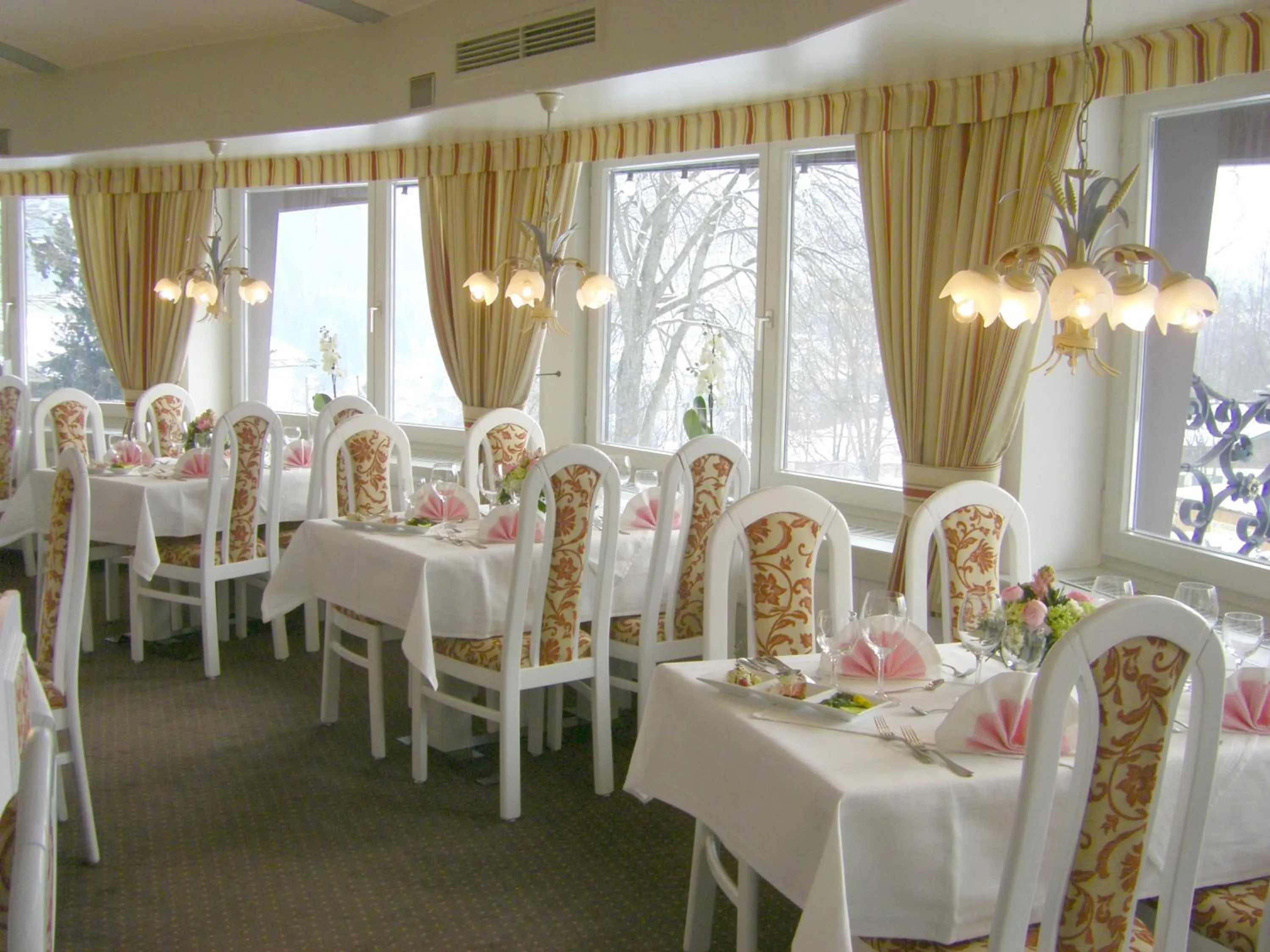 Restaurant/places to eat in Alpenhotel Kronprinz