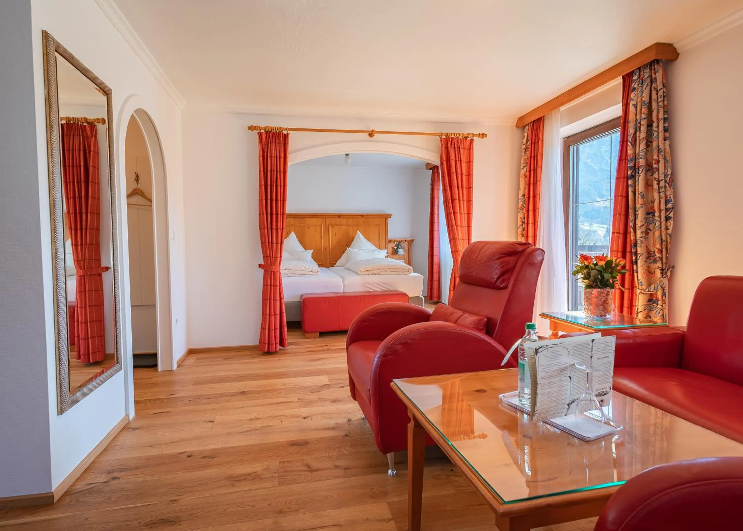 Photo of the whole room in Alpenhotel Kronprinz