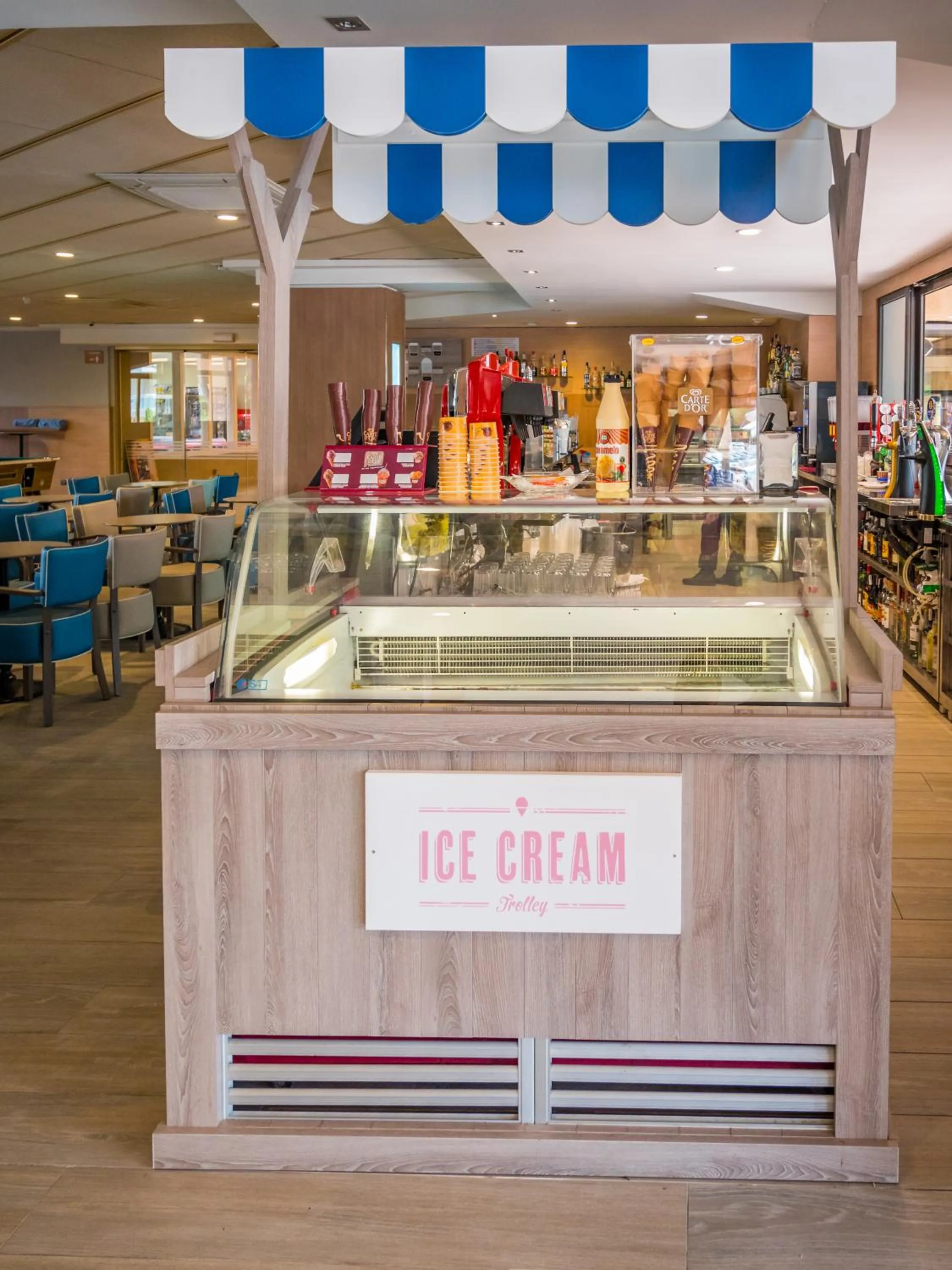 Food in Golden Avenida Family Suites 4*