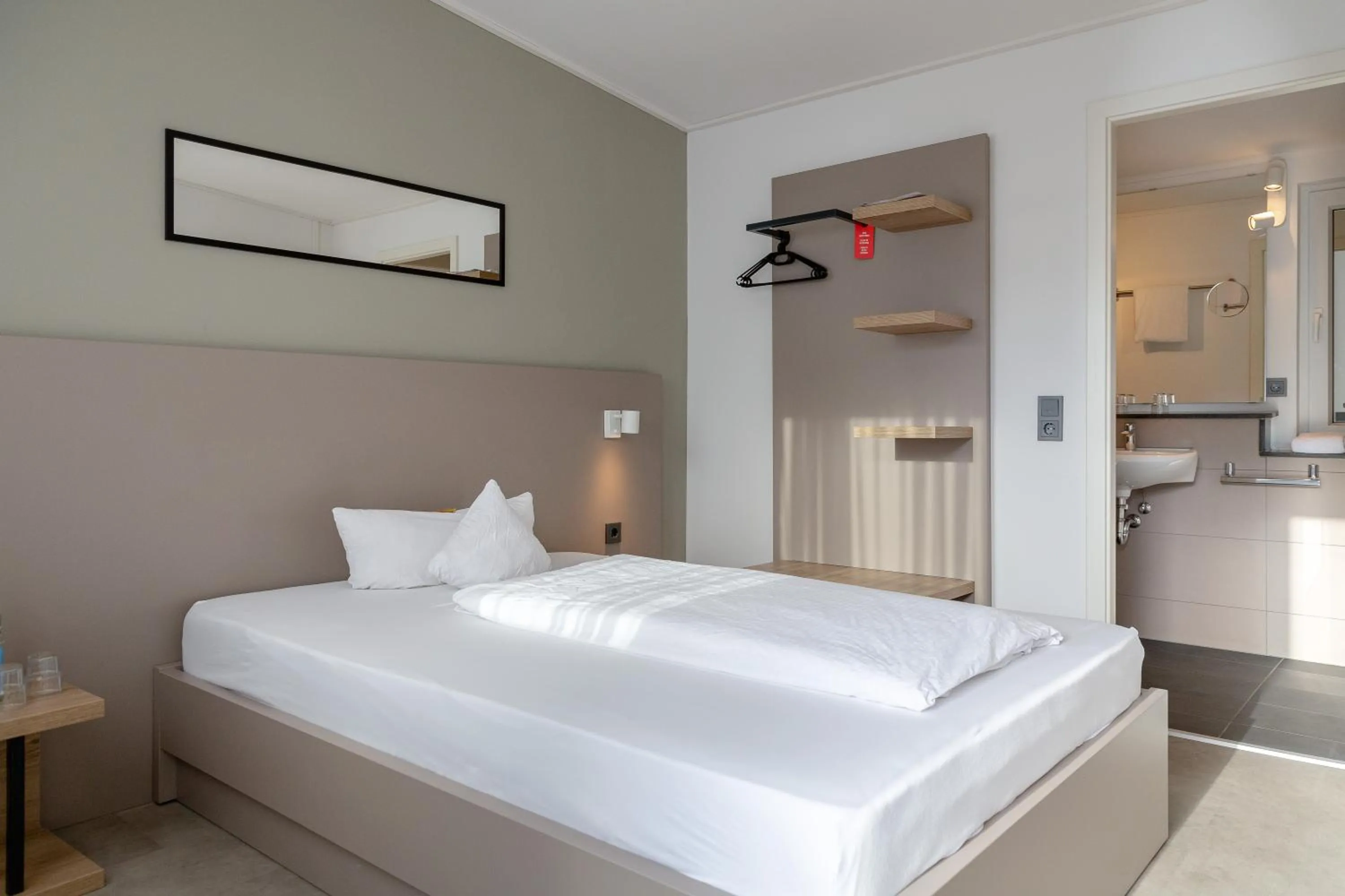 Decorative detail, Bed in Hotel Lüneburg Süd