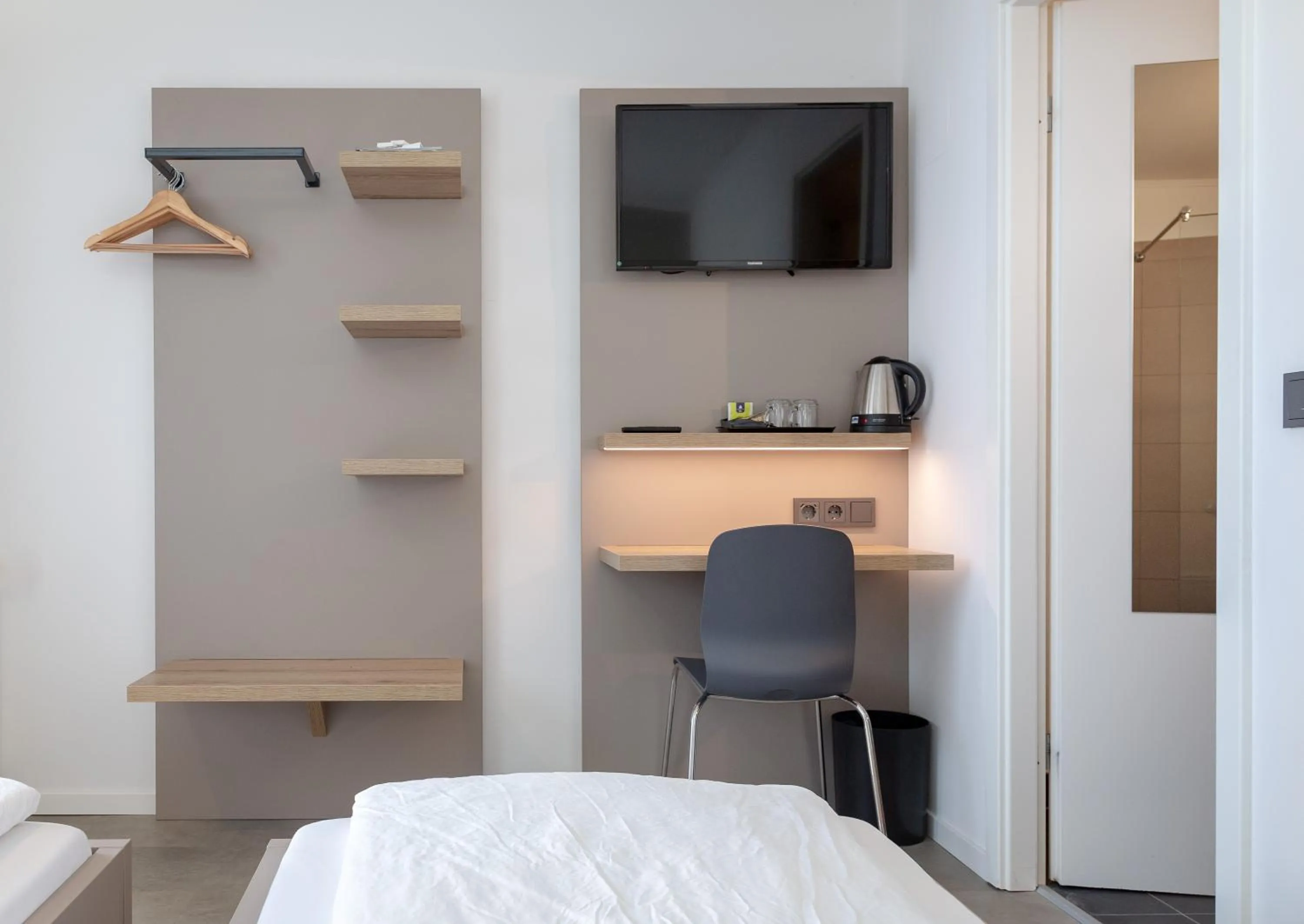 Decorative detail, Bed in Hotel Lüneburg Süd