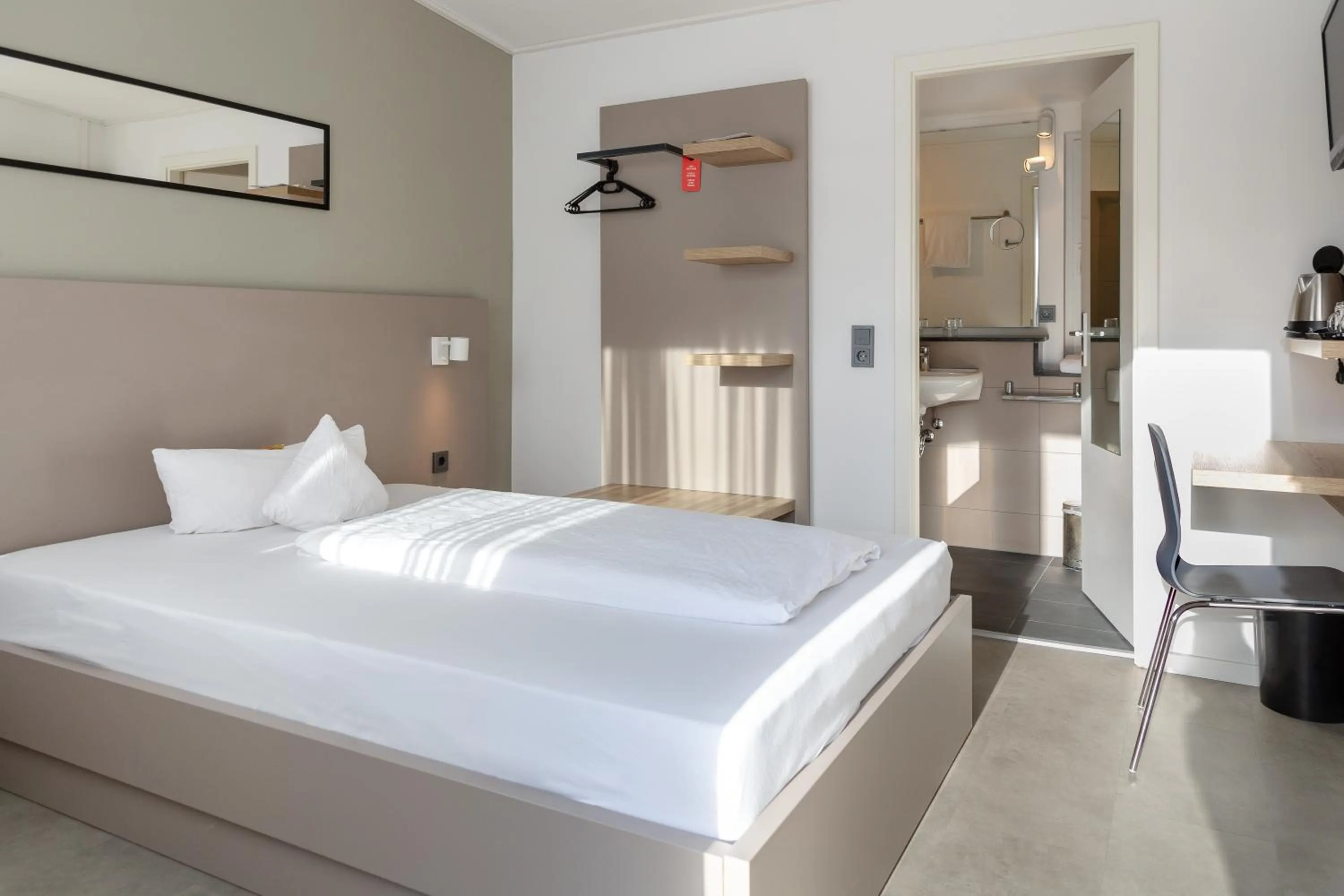 Decorative detail, Bed in Hotel Lüneburg Süd