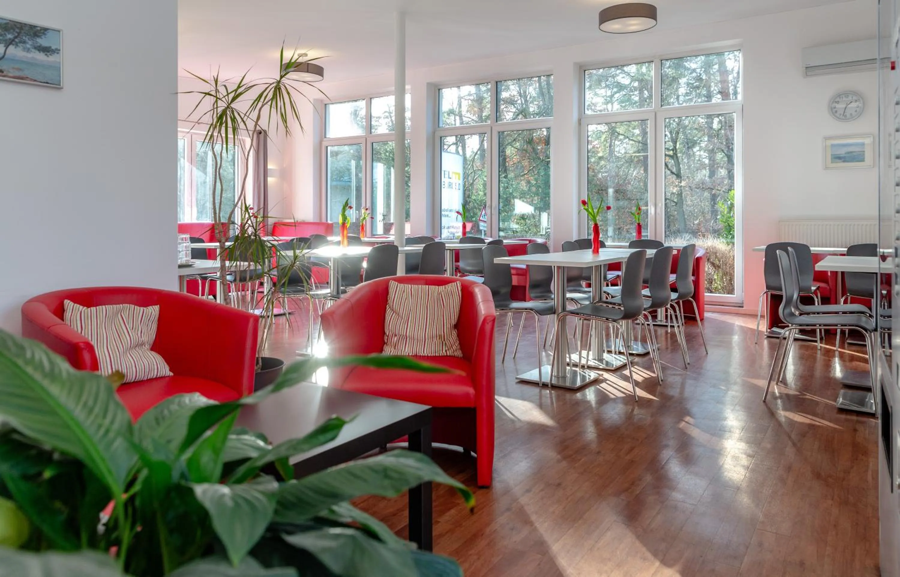 Lobby or reception in Hotel Lüneburg Süd