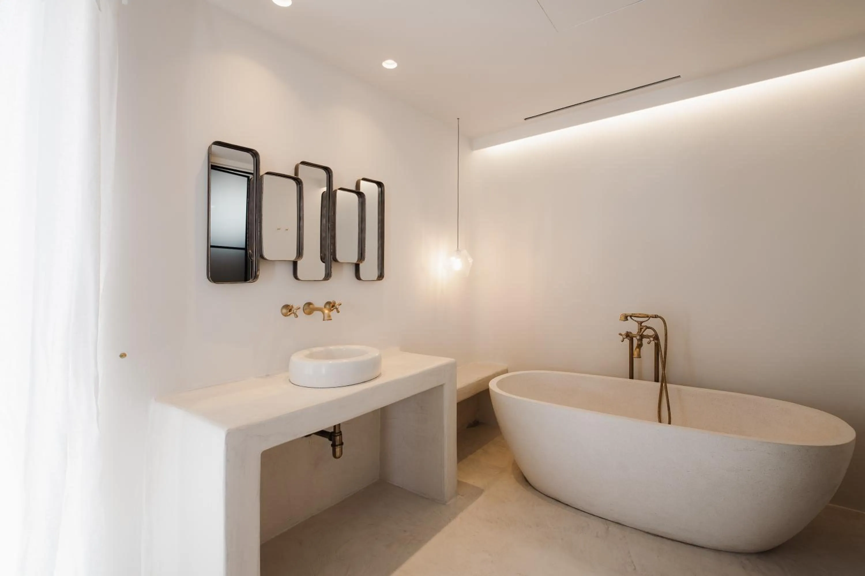 Bathroom in Koukoumi Vegan Boutique Hotel