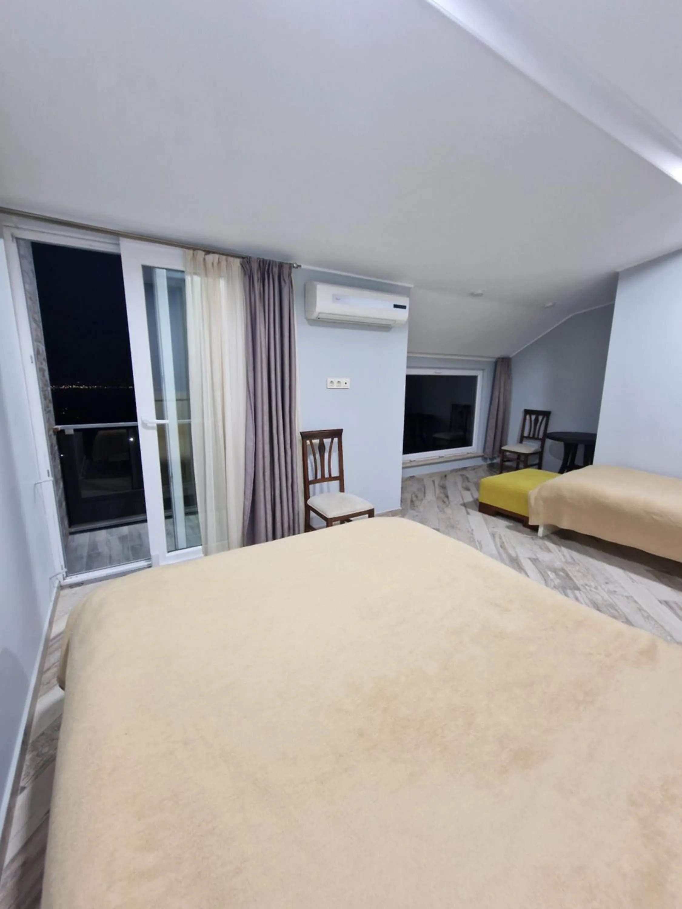 Bed in Green Cape Tower