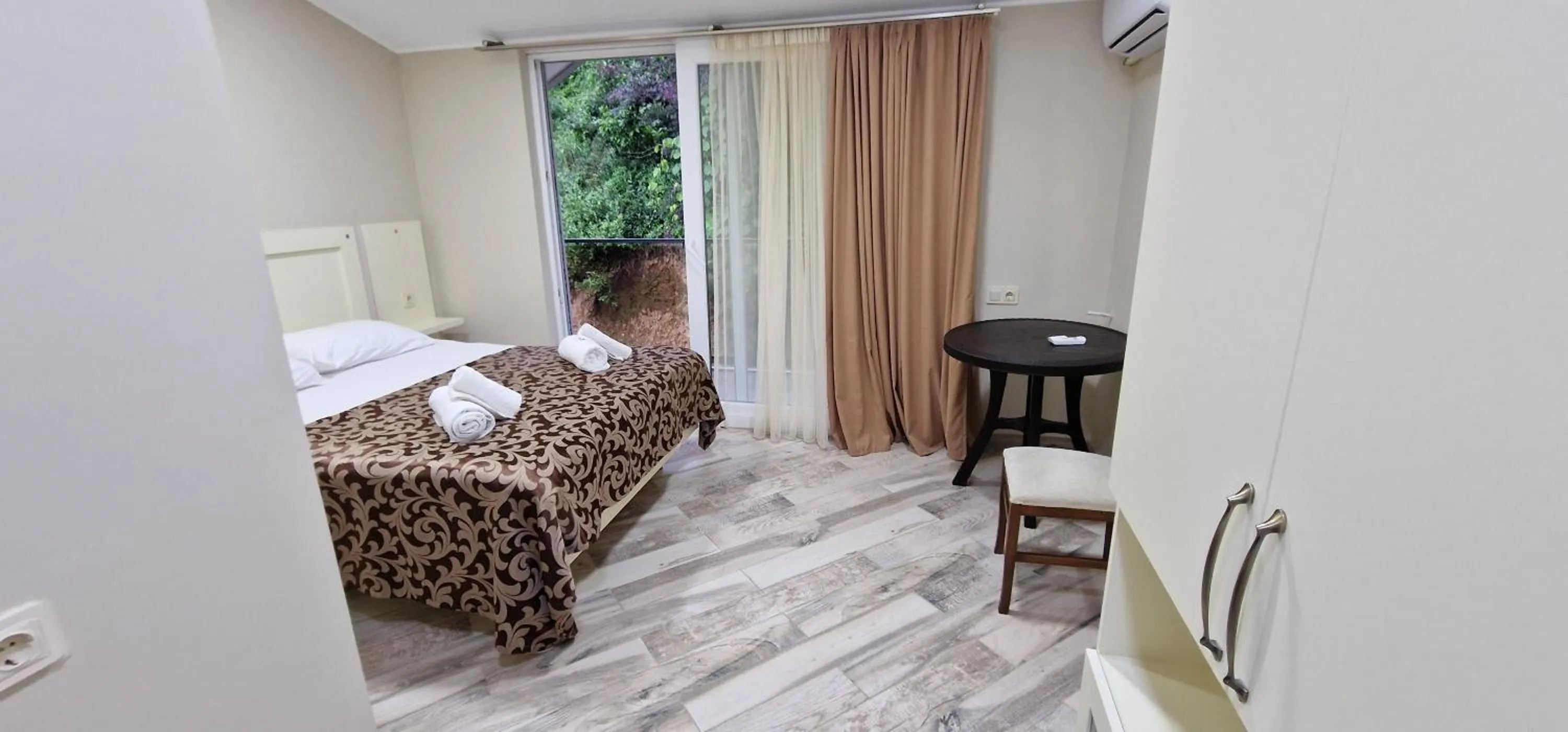 Bed in Green Cape Tower