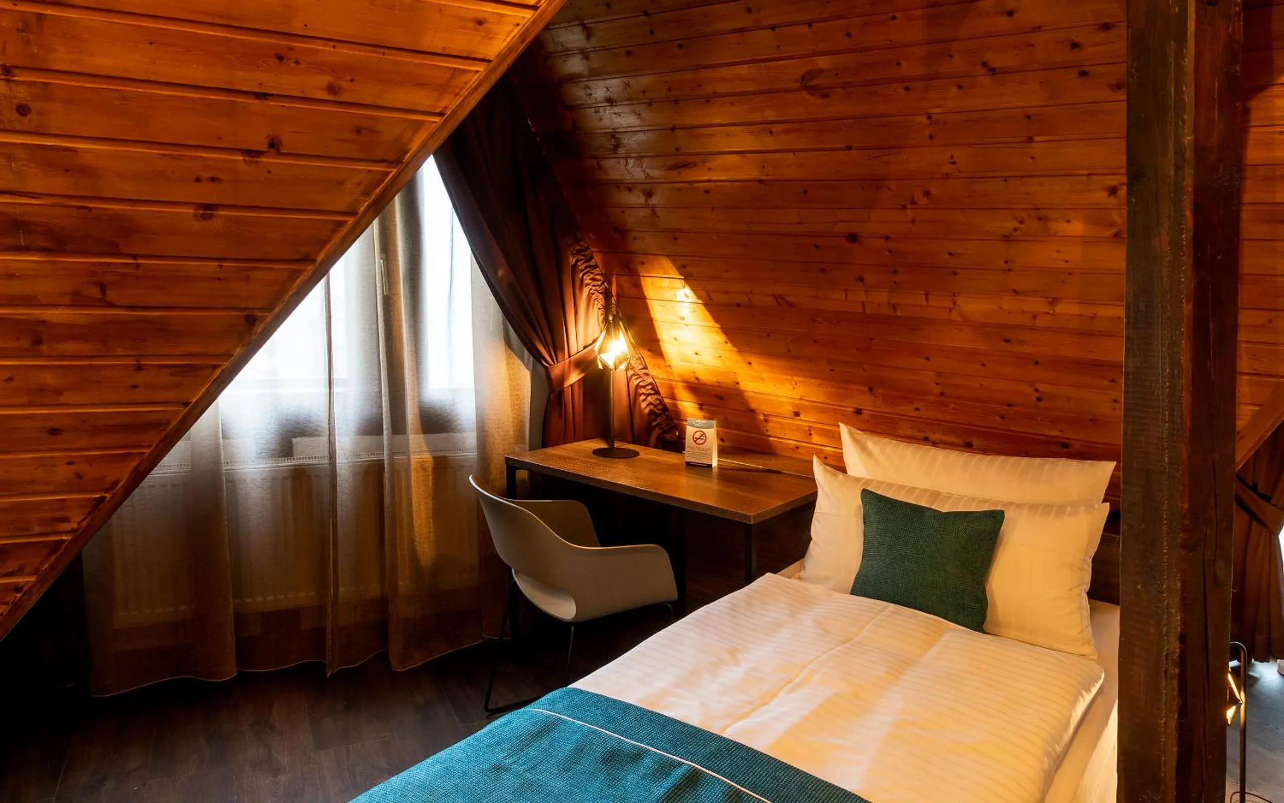 Bed in Trip Inn Hotel Sachsenhausen