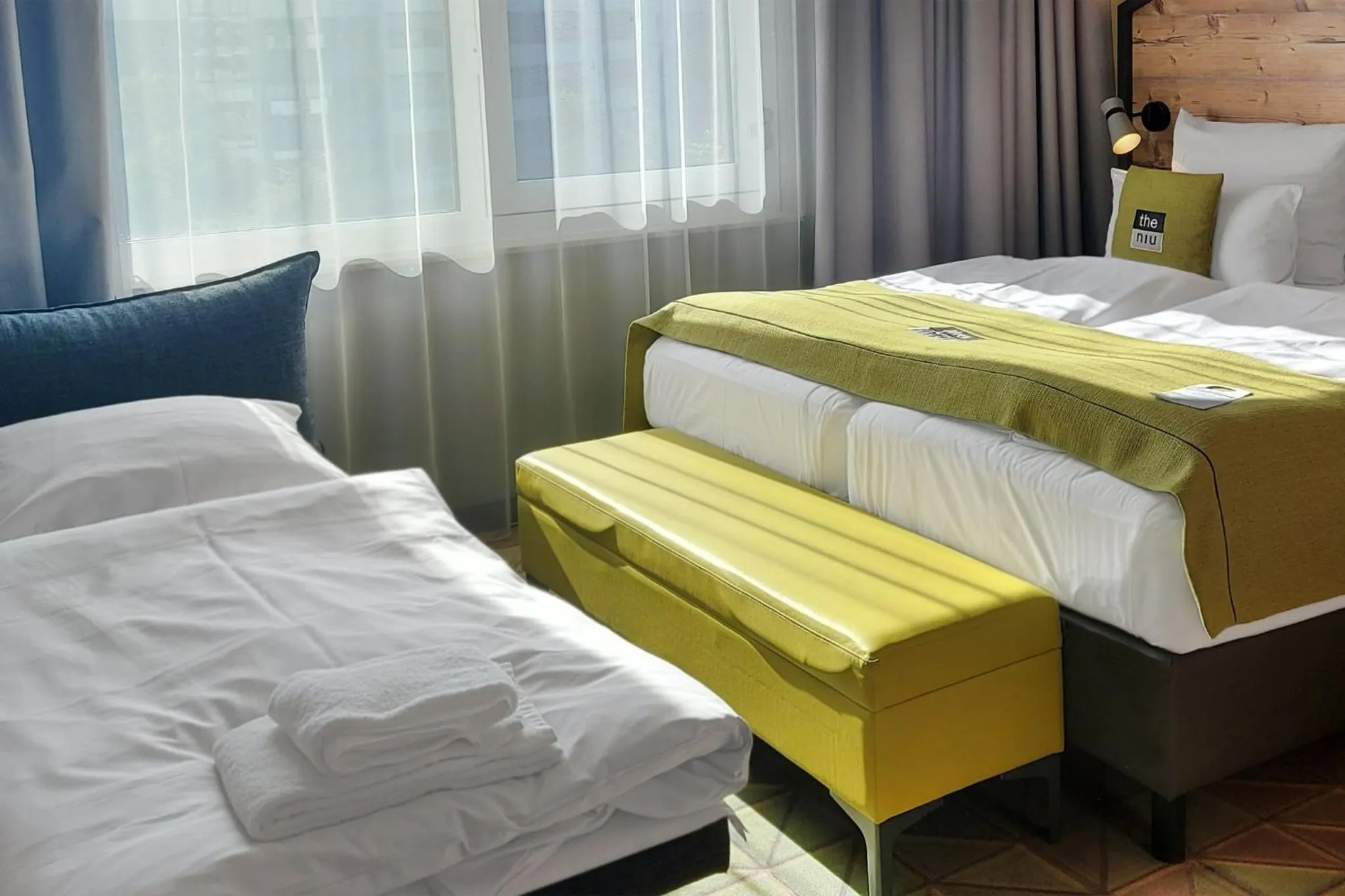 Photo of the whole room, Bed in Holiday Inn - the niu, Mill Cologne Mülheim by IHG