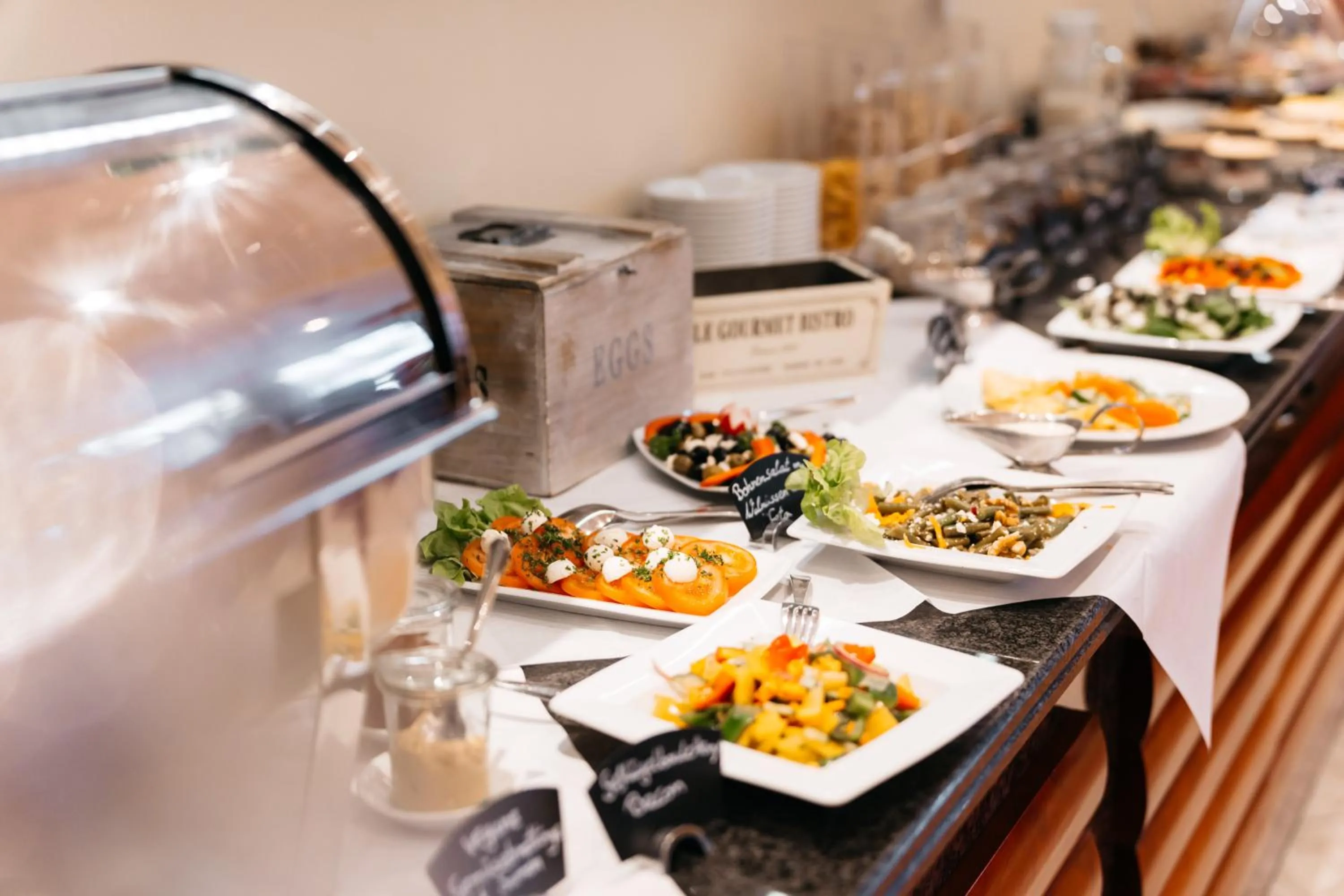 Breakfast in City Park Hotel