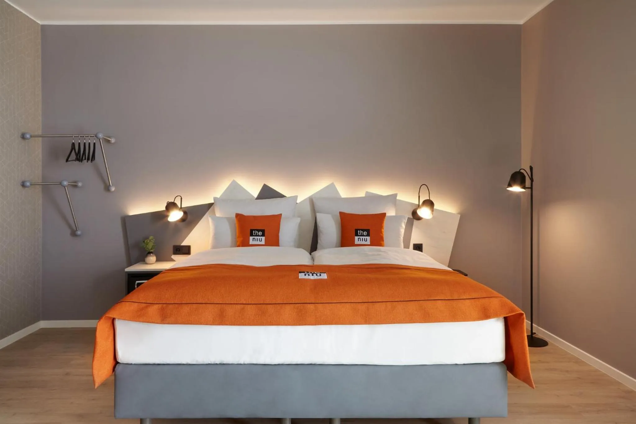 Photo of the whole room, Bed in Holiday Inn - the niu, Hub Dusseldorf Messe by IHG