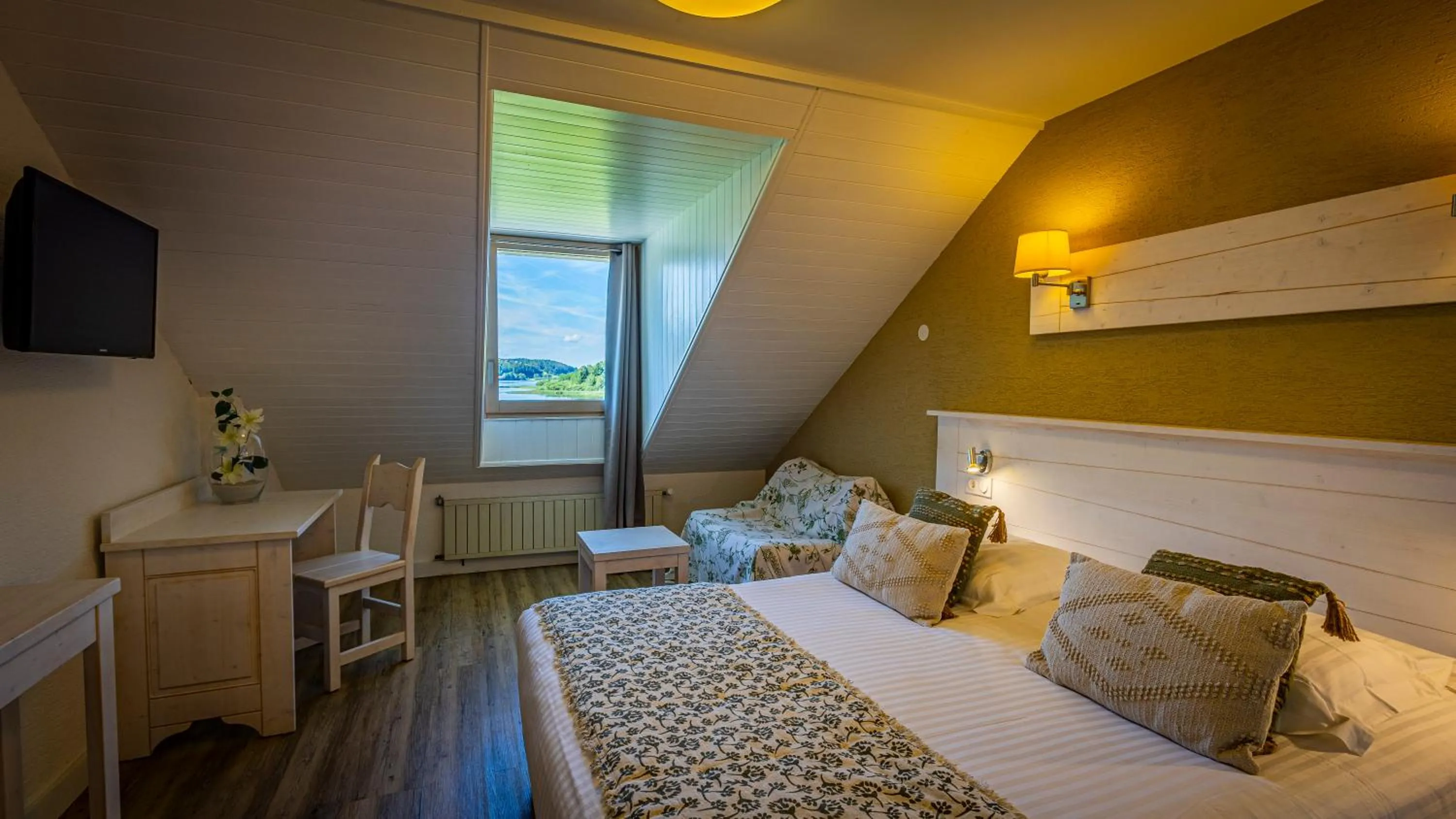 Bed in Hotel Lou Granva