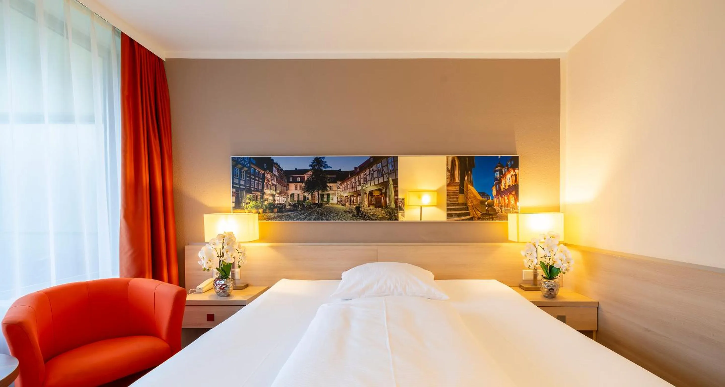 Bed in PLAZA INN Goslar