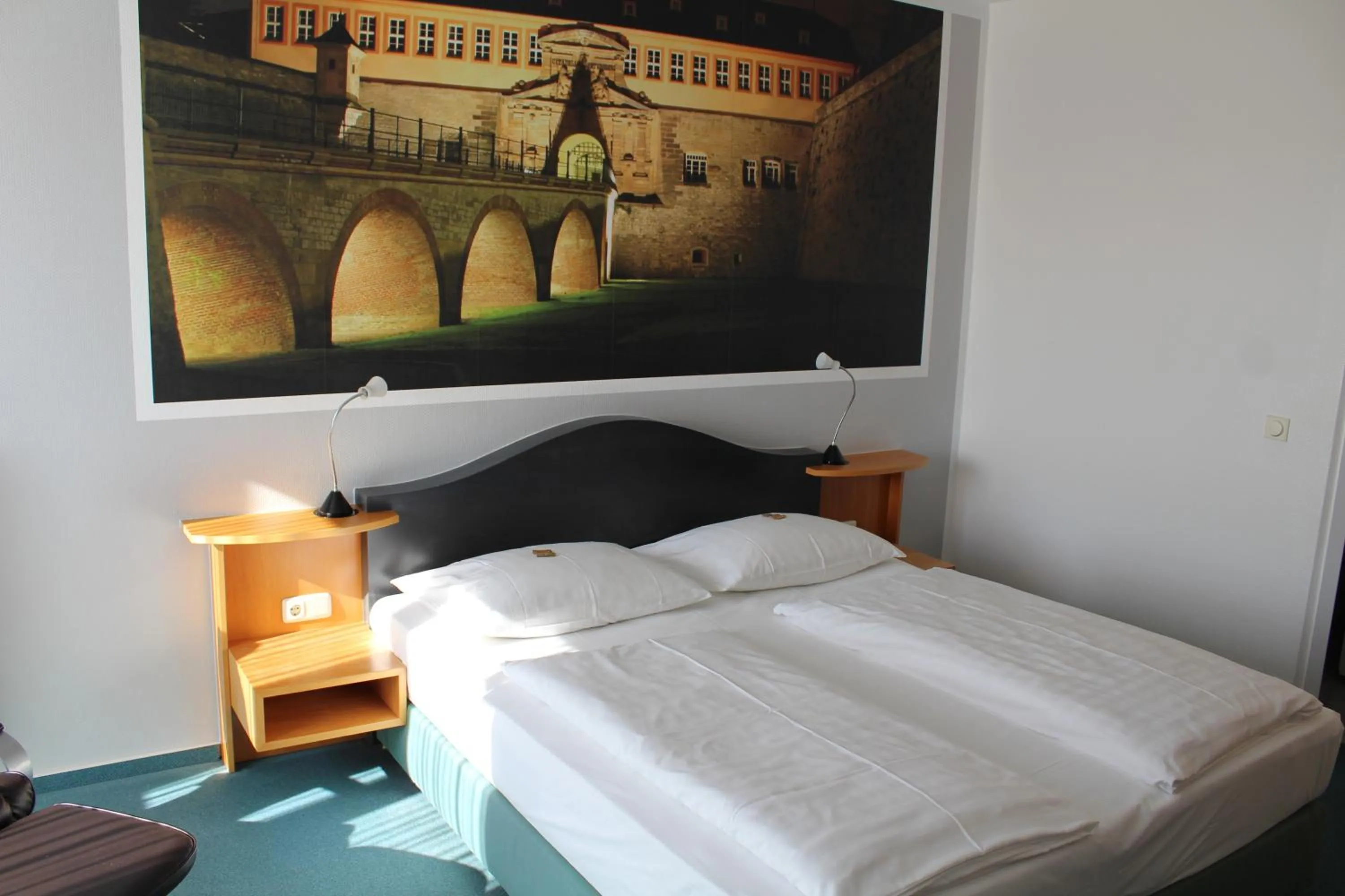 Bed in H+ Hotel Erfurt