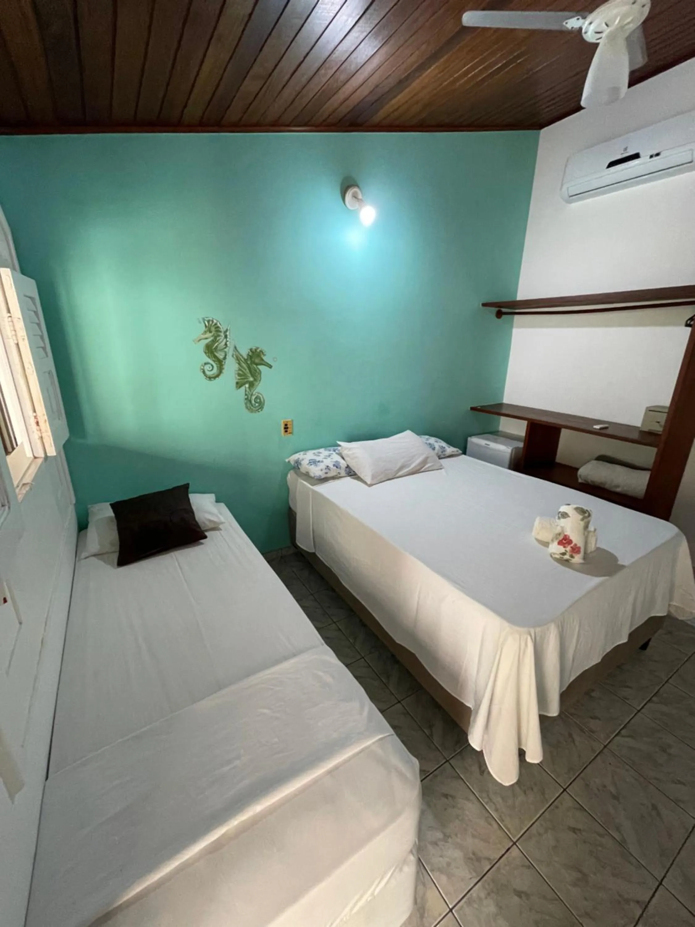 Photo of the whole room, Bed in Pousada Nativo