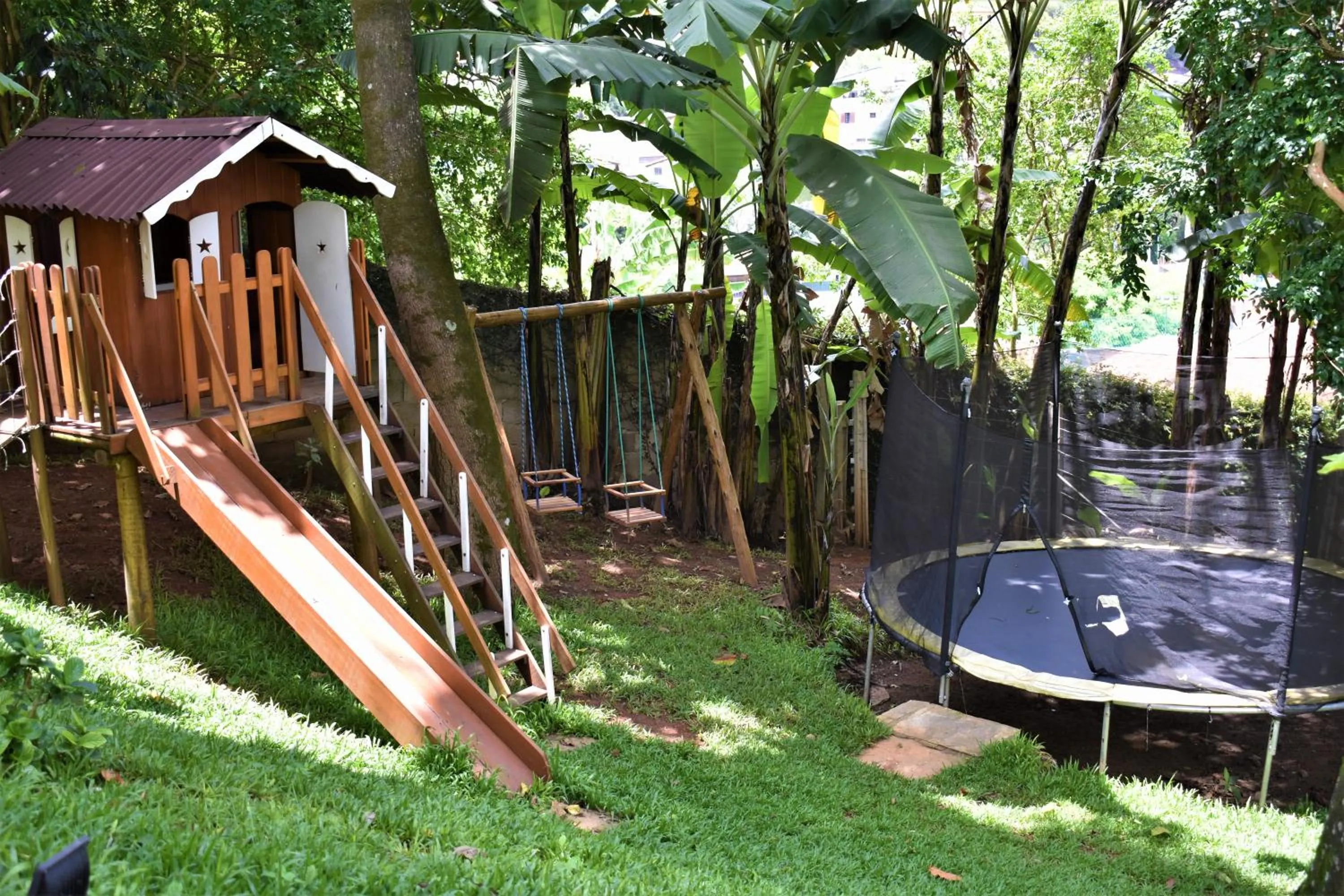 Children play ground in Hotel Pousada Arcádia Mineira