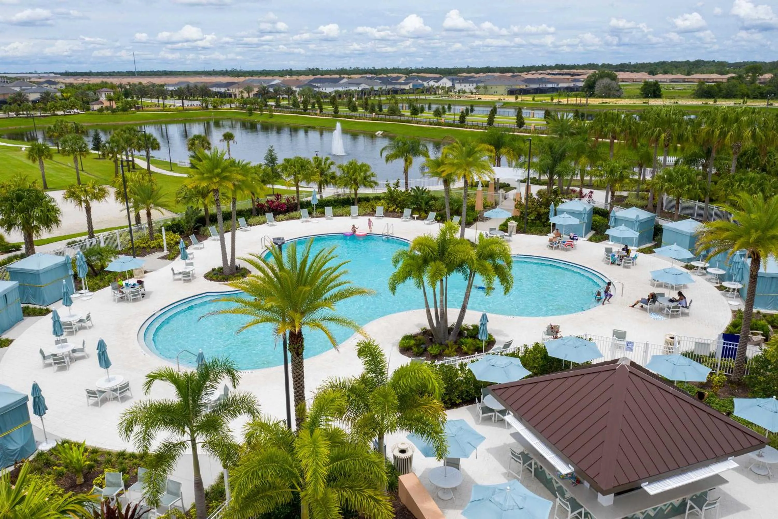 Family Friendly Four Bedroom w/ Pool @SolaraResort 1517