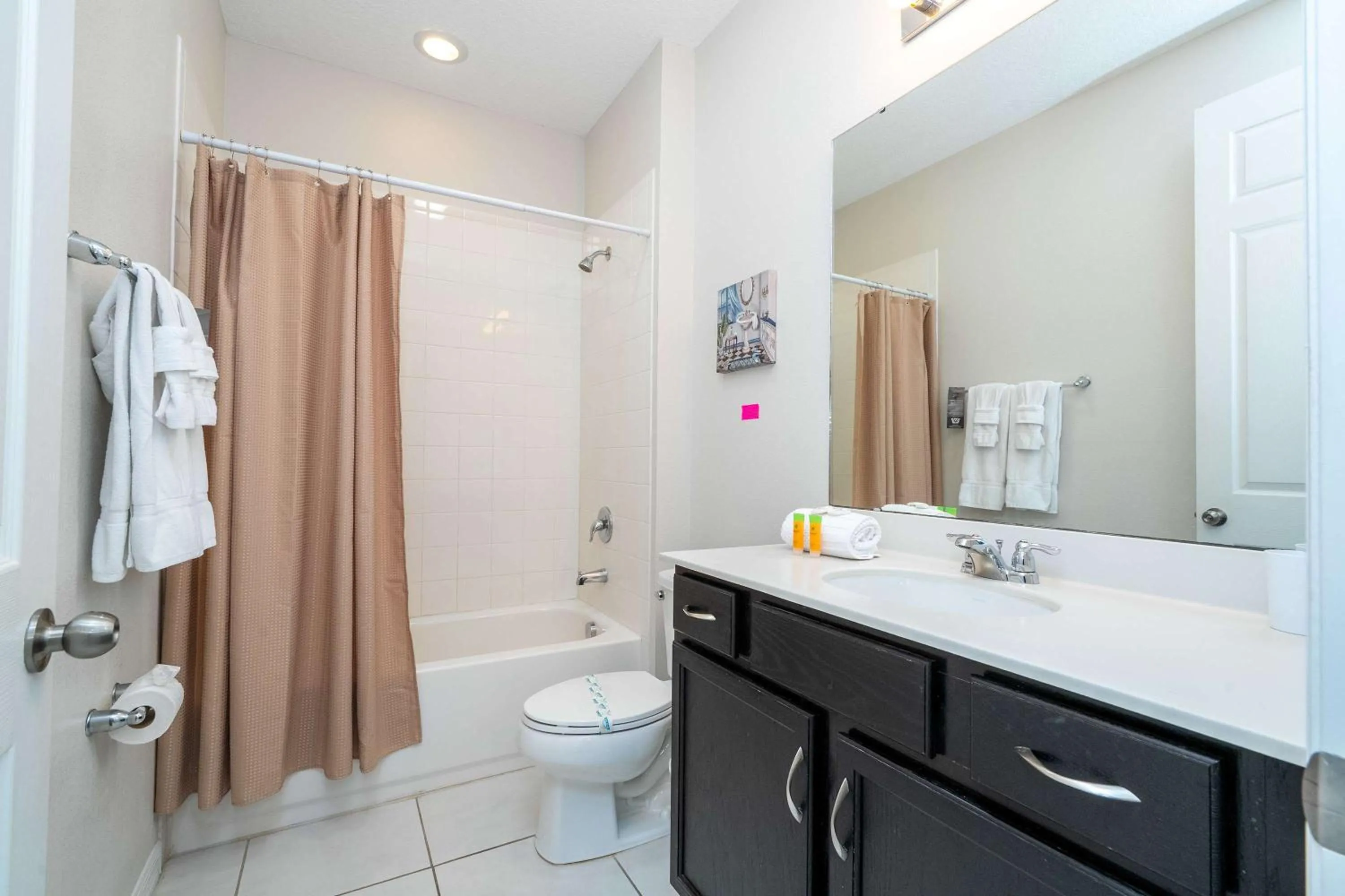 Family Friendly Four Bedroom w/ Pool @SolaraResort 1517