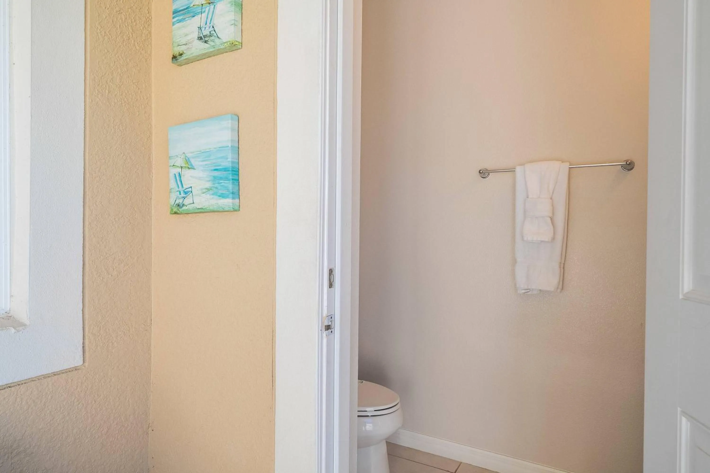 Family Friendly Four Bedroom w/ Pool @SolaraResort 1517