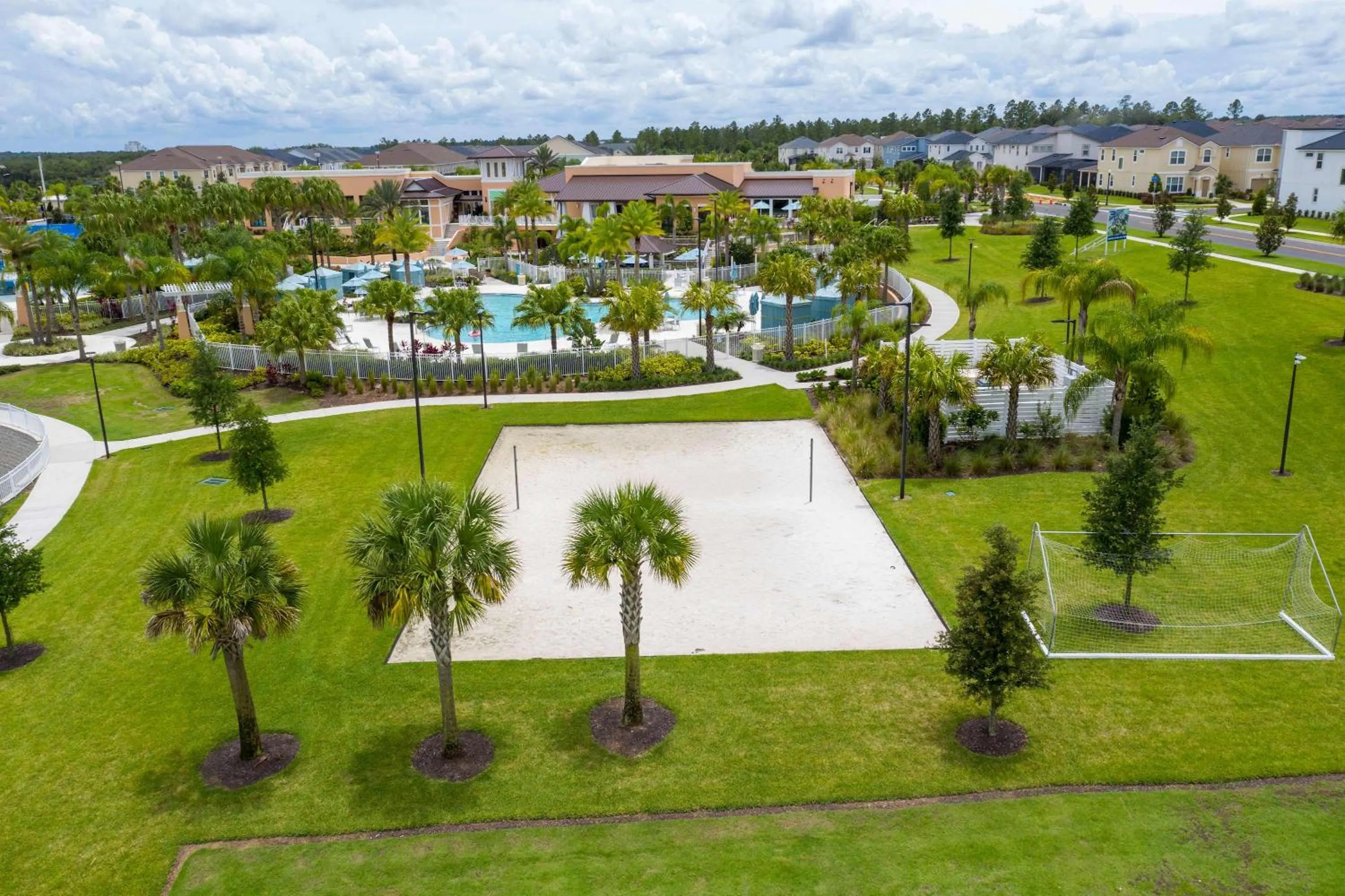 Family Friendly Four Bedroom w/ Pool @SolaraResort 1517