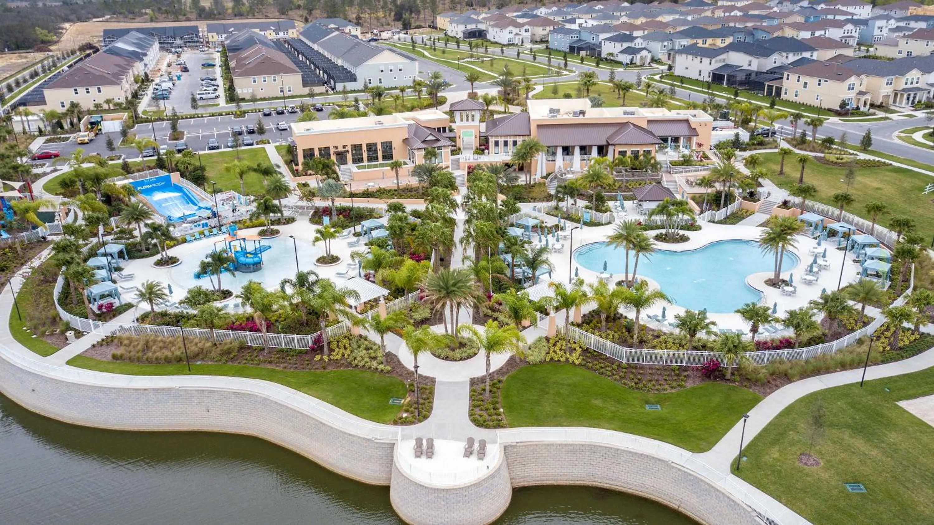 Family Friendly Four Bedroom w/ Pool @SolaraResort 1517