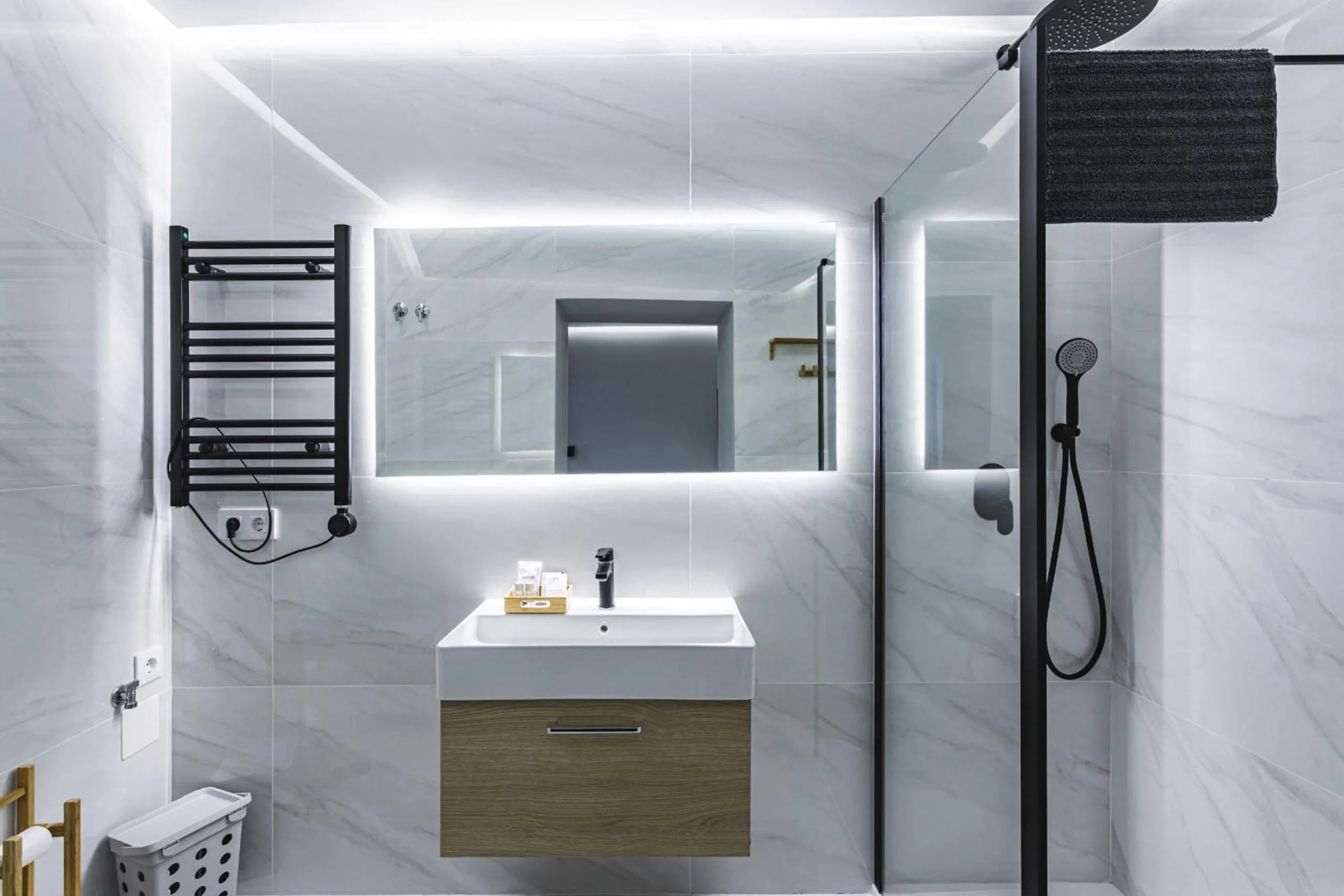 Shower in Apartamentos Cáceres Central Suites