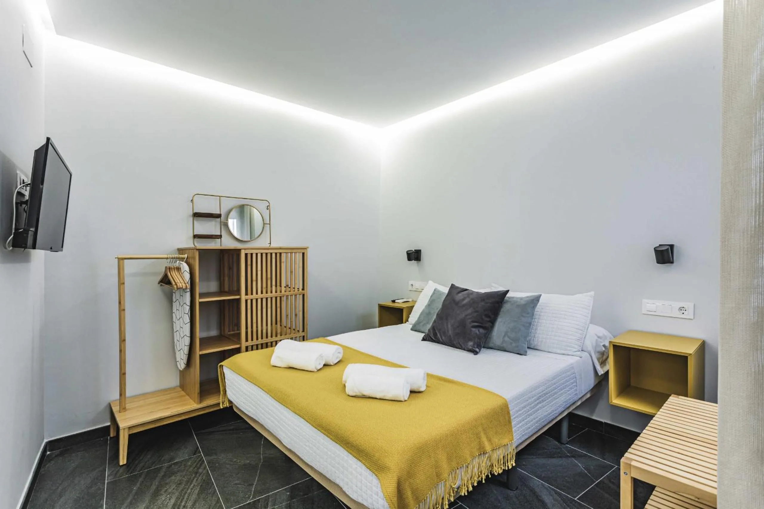 Bed in Apartamentos Cáceres Central Suites
