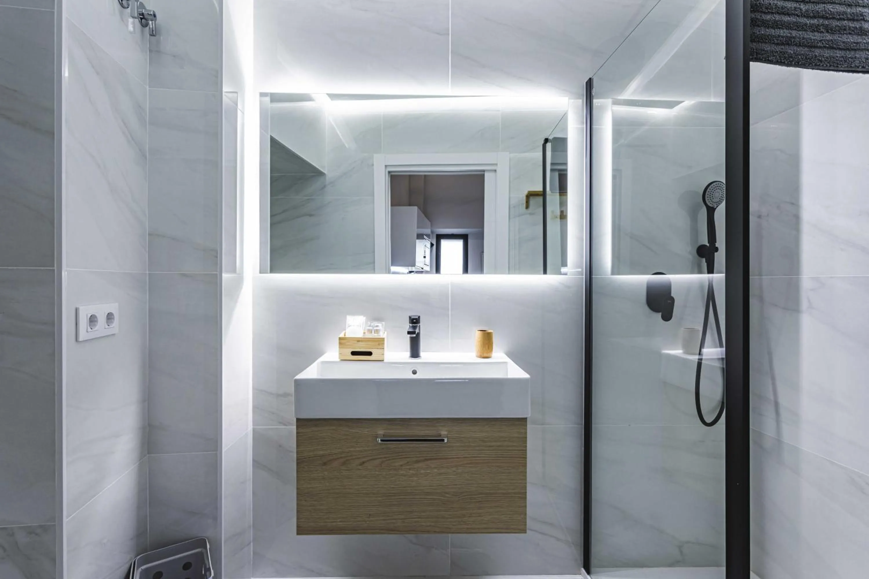 Bathroom in Apartamentos Cáceres Central Suites