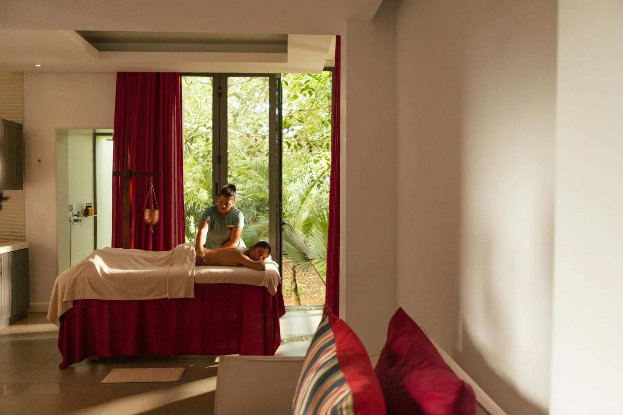 Spa and wellness centre/facilities, Bed in Long Beach Mauritius