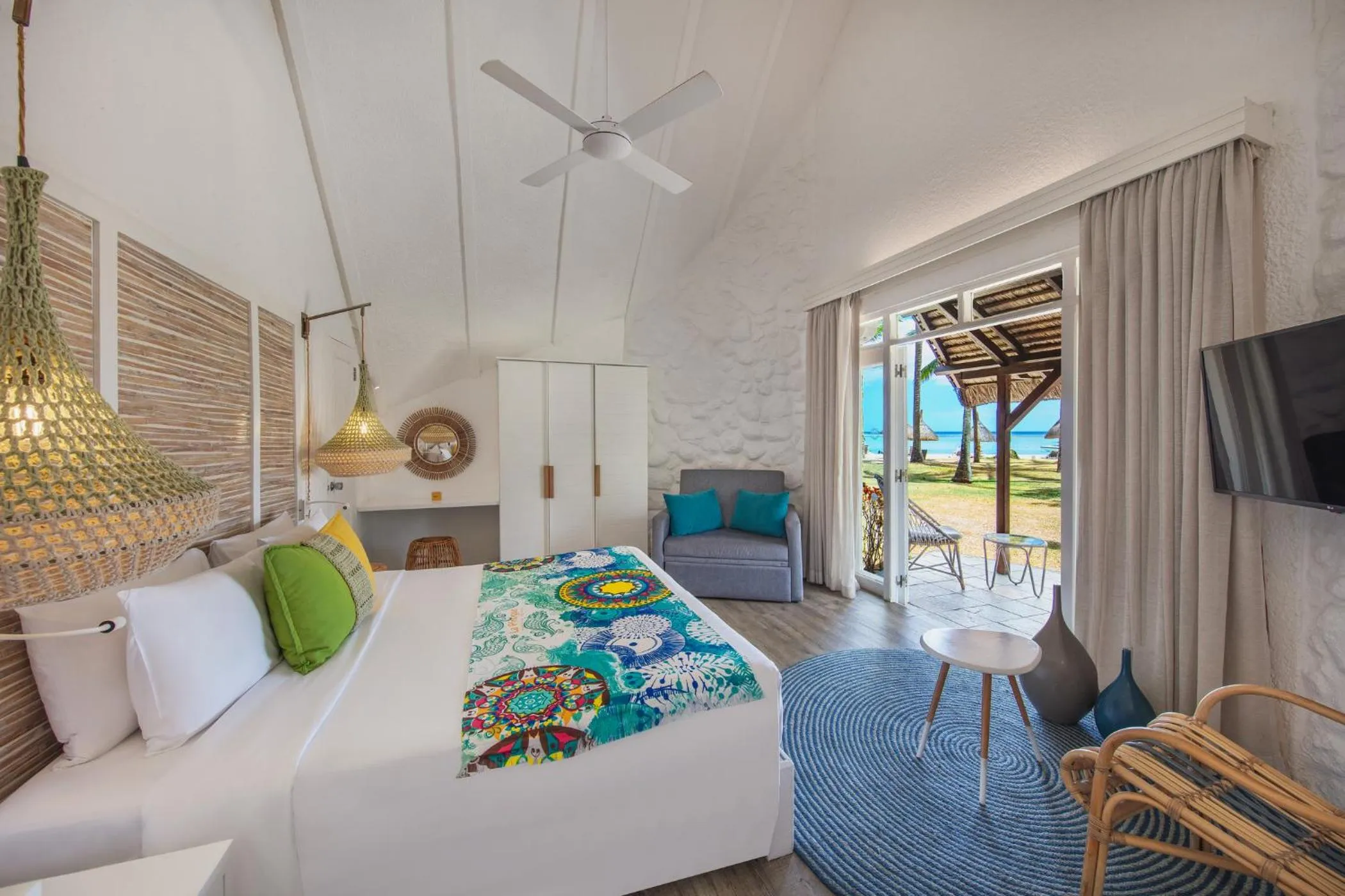 Bedroom, Bed in La Pirogue Mauritius
