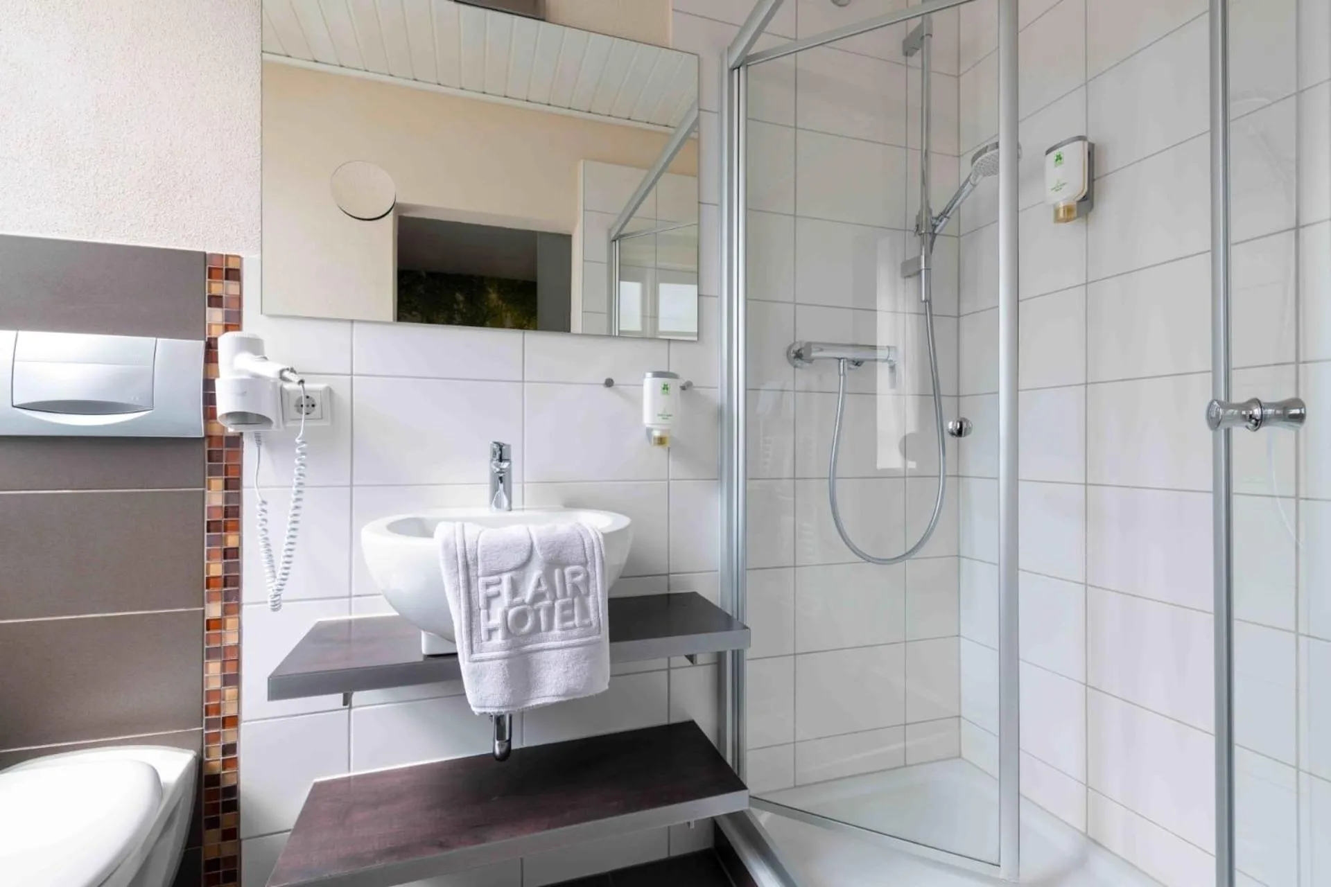 Shower in Flair Hotel Hopfengarten