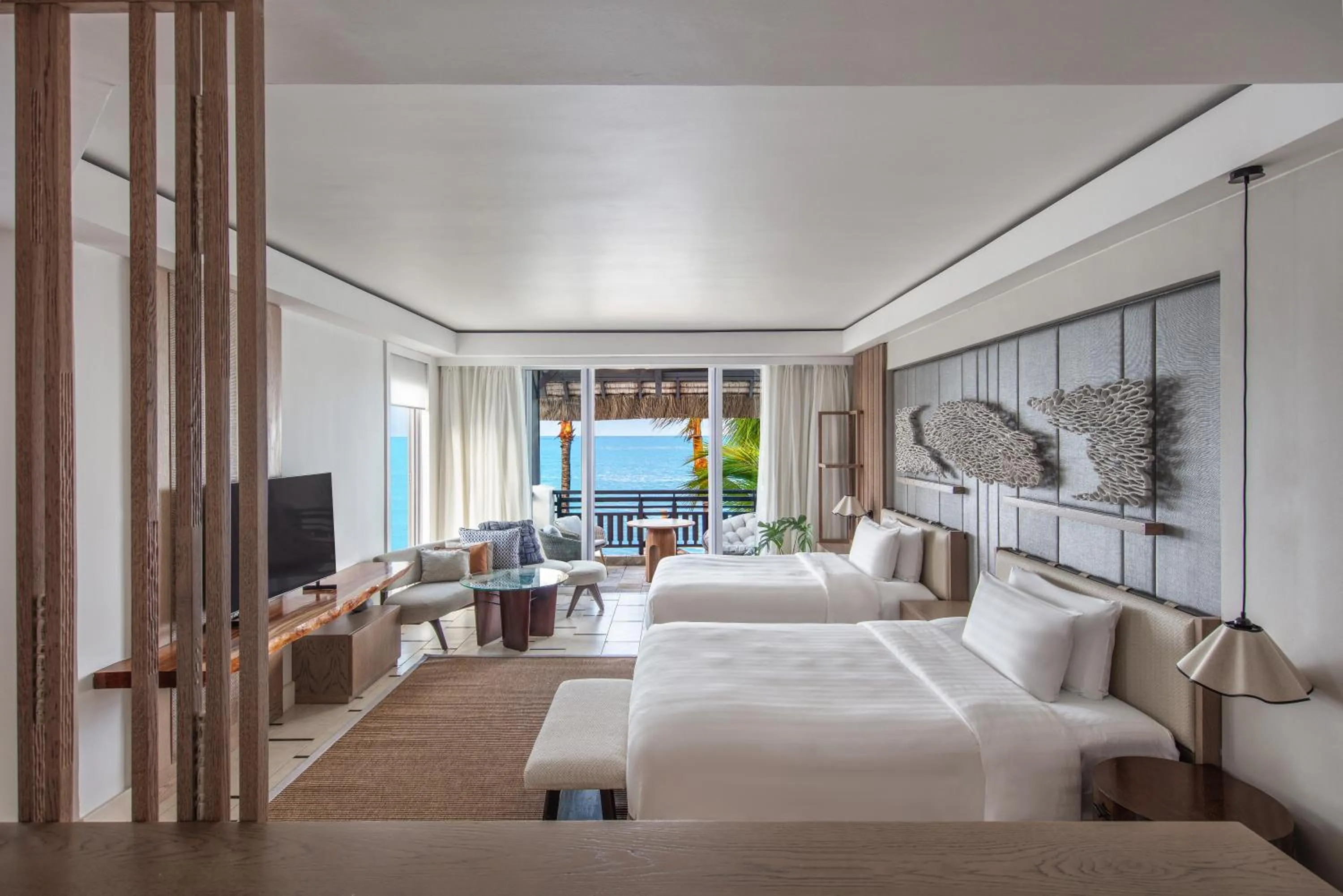 Bed in Shangri-La Le Touessrok, Mauritius