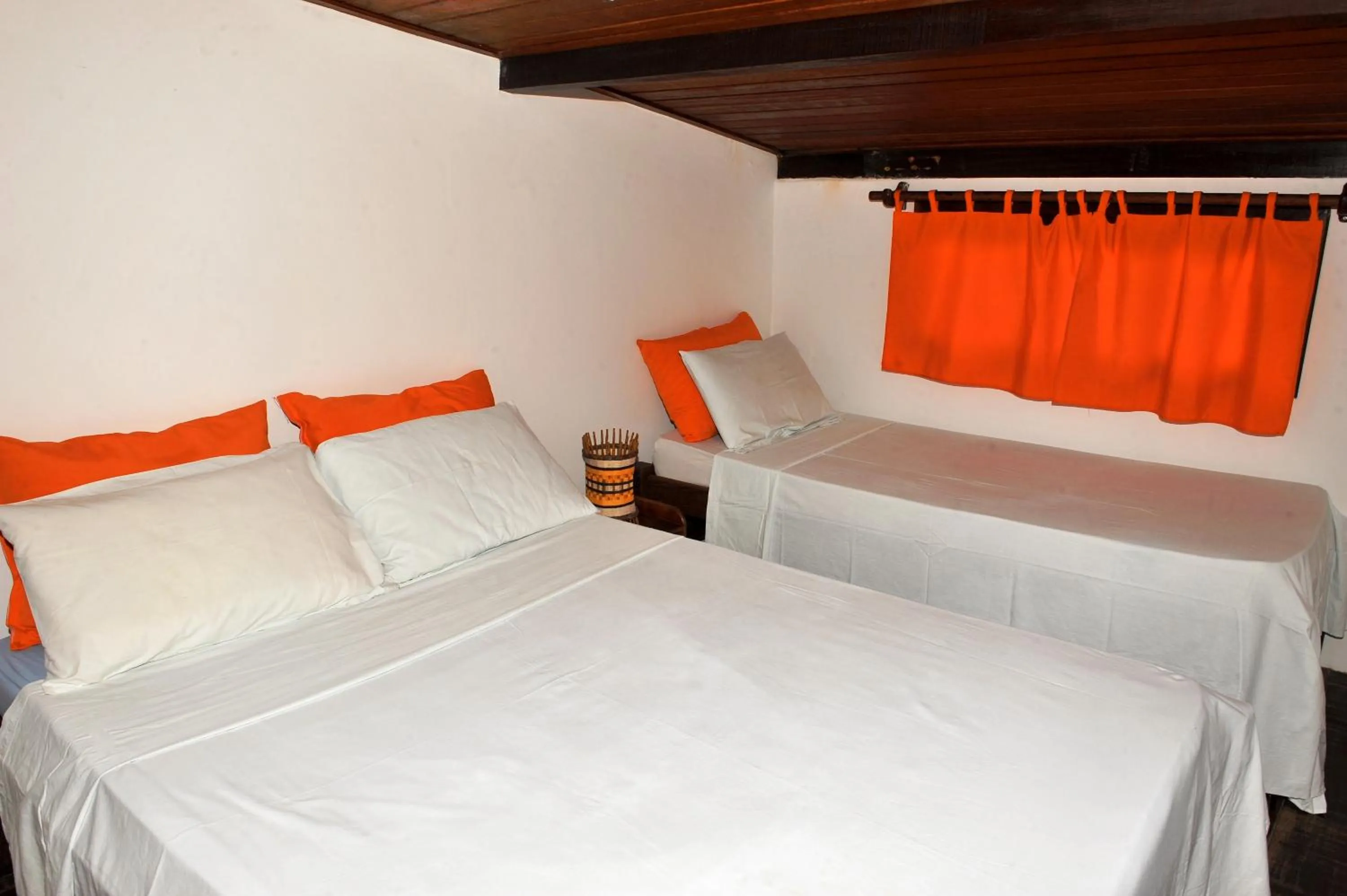 Photo of the whole room, Bed in Pousada Barra Vento